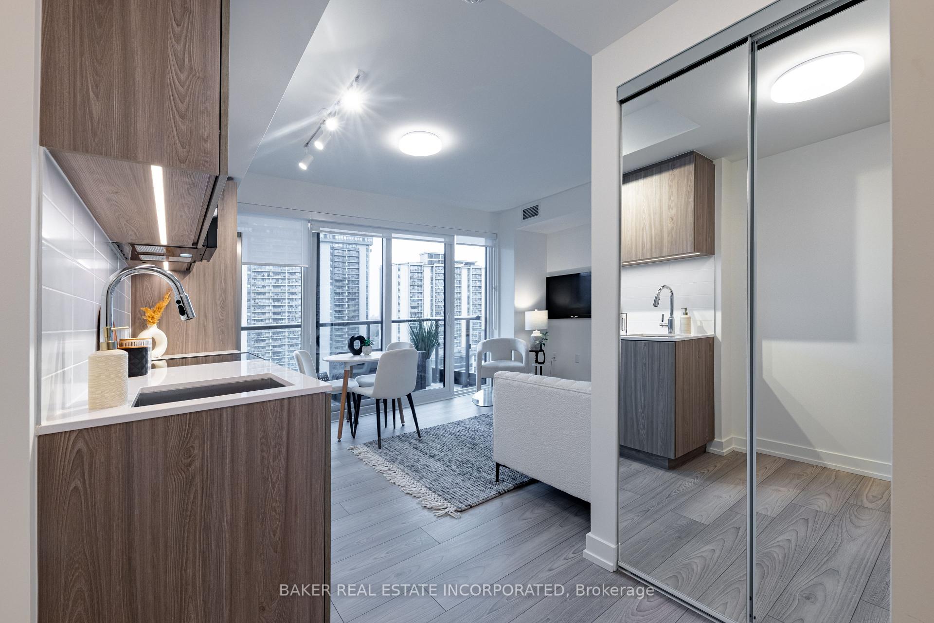 Photo 17 of Unit 1410, 223 Redpath Avenue, Toronto, Mount Pleasant West — HOMEH