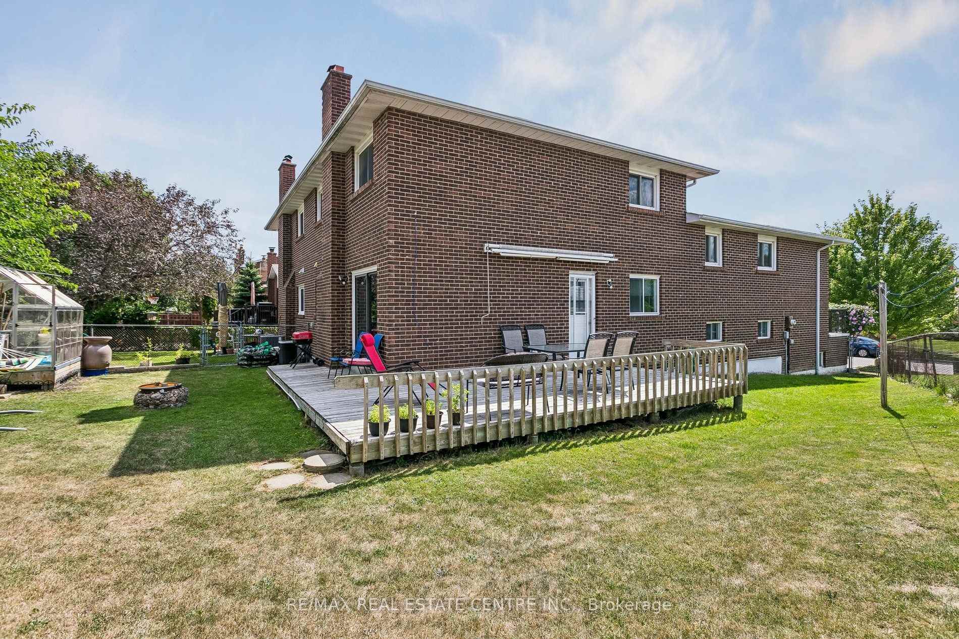 Photo 54 of 5 Hockley Path, Brampton, Madoc — HOMEH