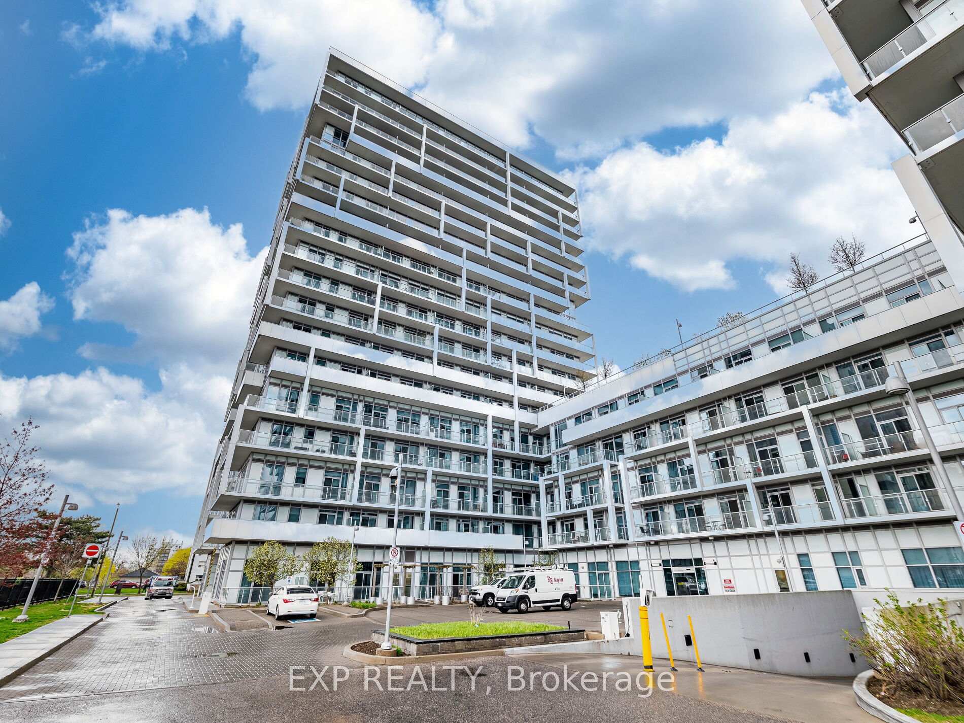 Photo 2 of Unit 502, 55 Speers Road, Oakville, Central — HOMEH