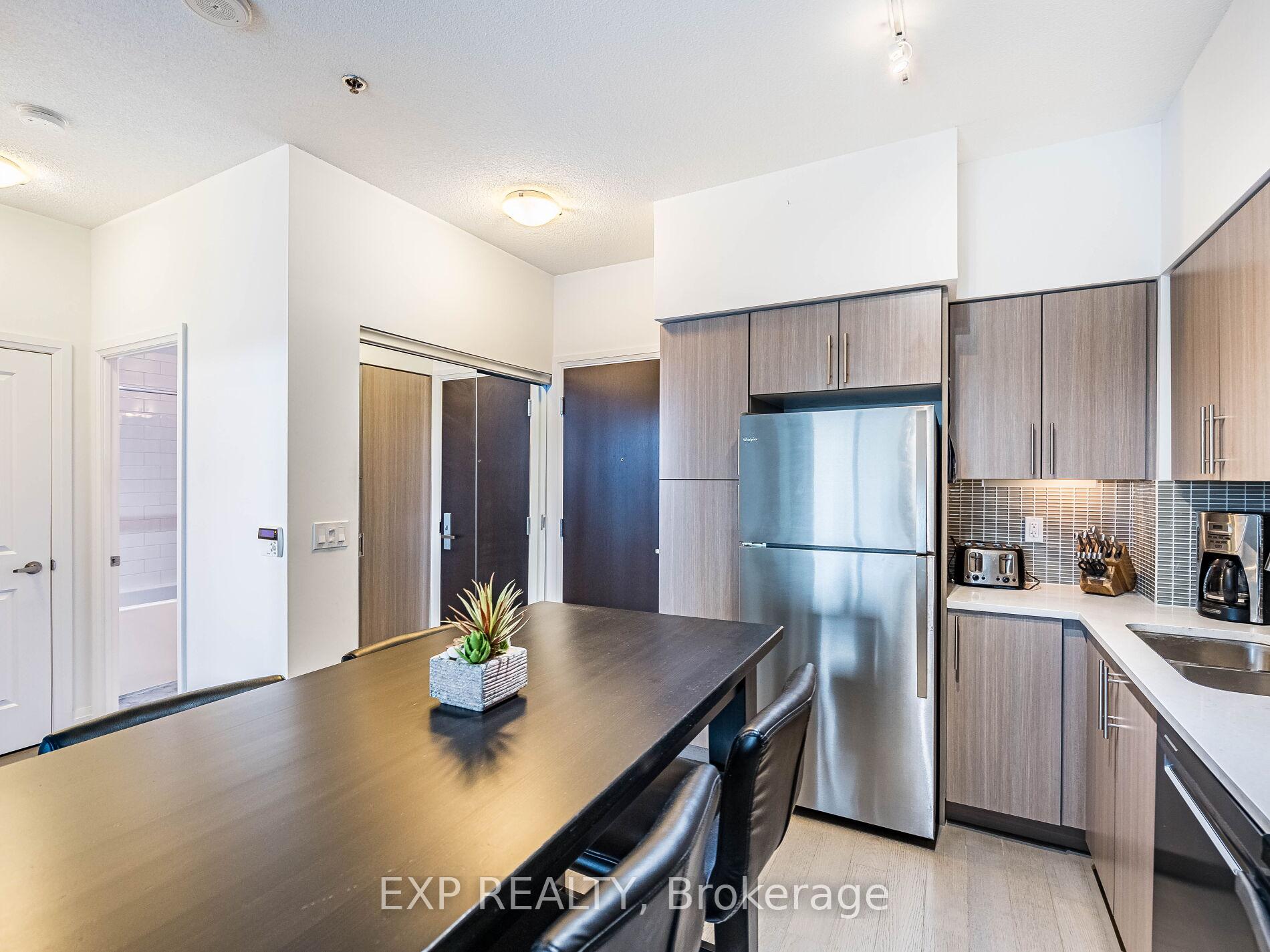 Photo 17 of Unit 502, 55 Speers Road, Oakville, Central — HOMEH
