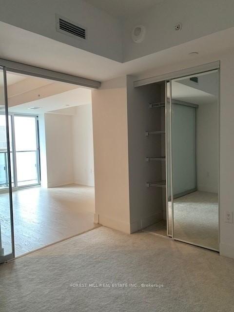 Photo 10 of Unit 807, 955 Bay Street, Toronto, Bay Street Corridor — HOMEH