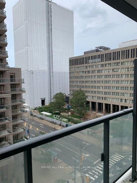 Photo 12 of Unit 807, 955 Bay Street, Toronto, Bay Street Corridor — HOMEH