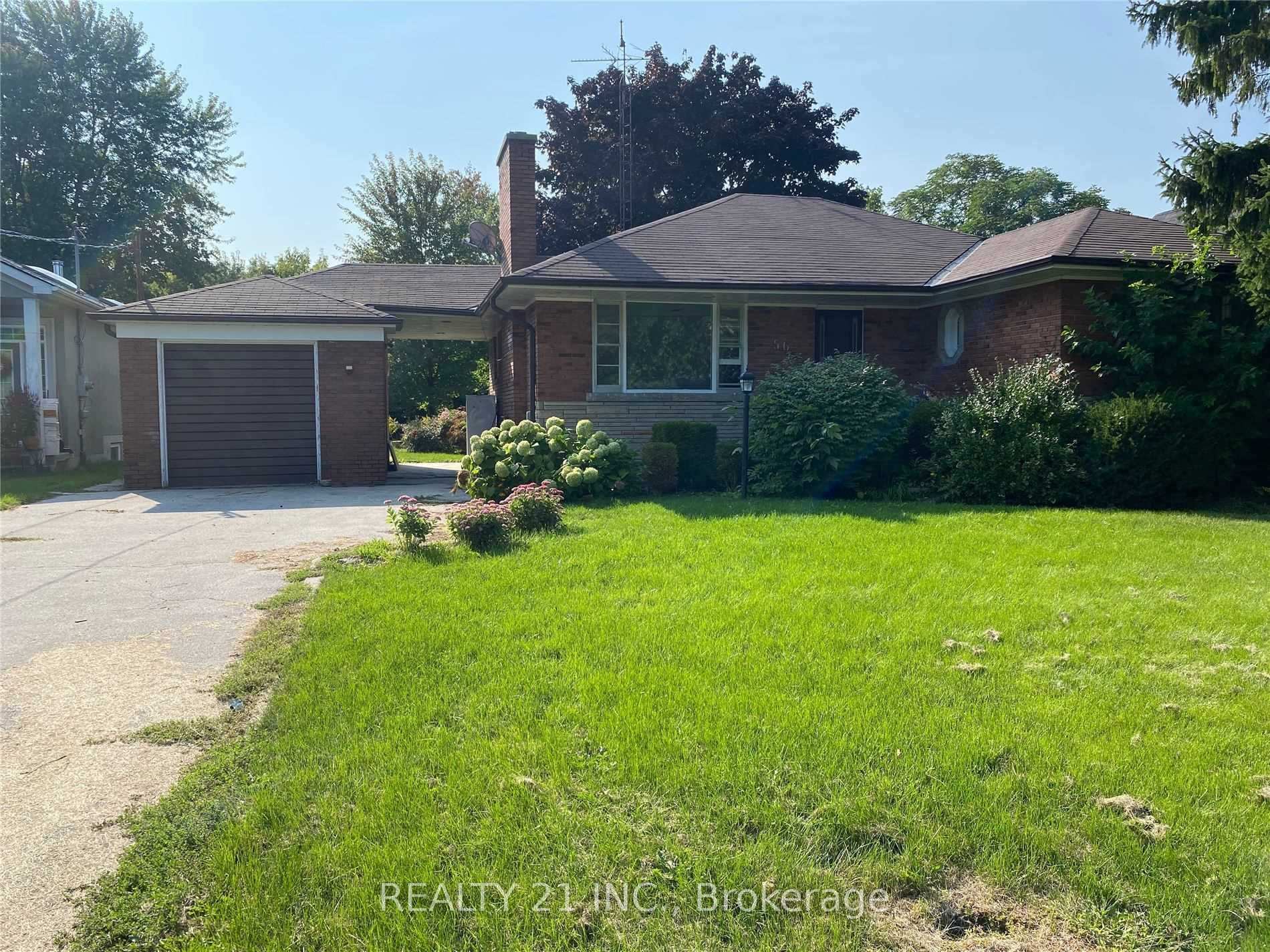 Photo 1 of 56 Galloway Road, Scarborough, Guildwood — HOMEH