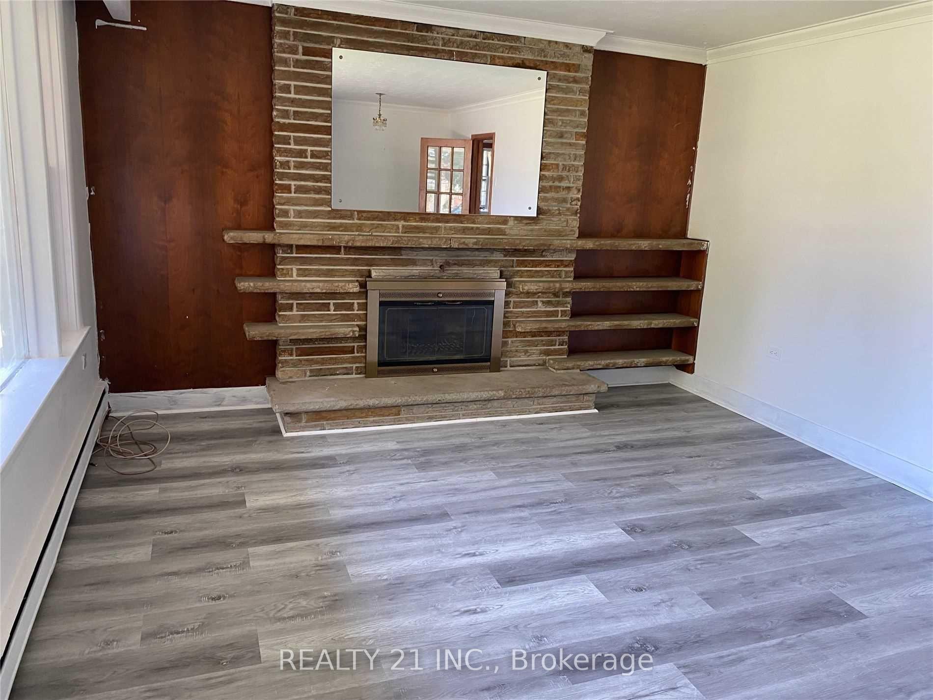 Photo 3 of 56 Galloway Road, Scarborough, Guildwood — HOMEH