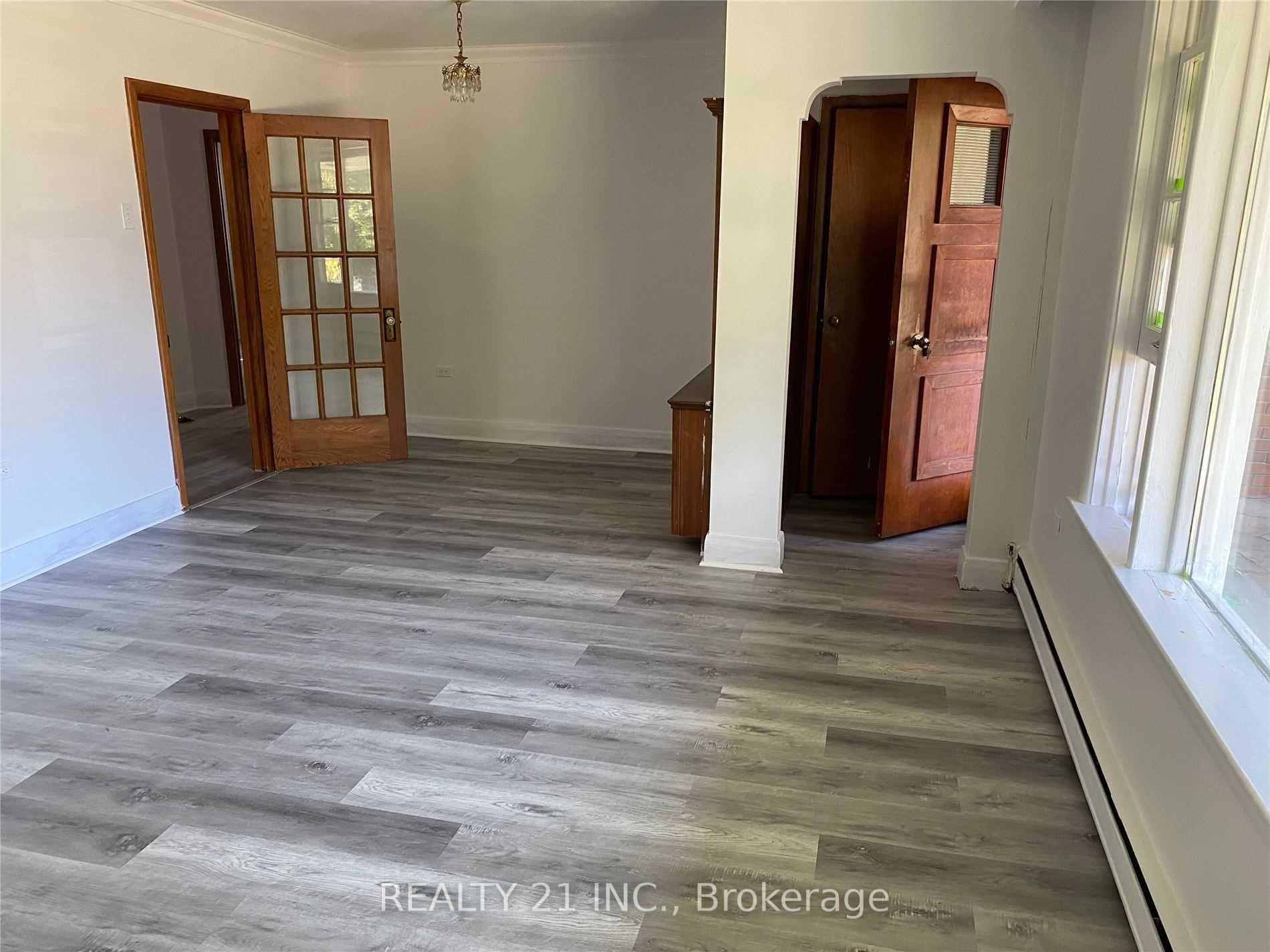 Photo 4 of 56 Galloway Road, Scarborough, Guildwood — HOMEH