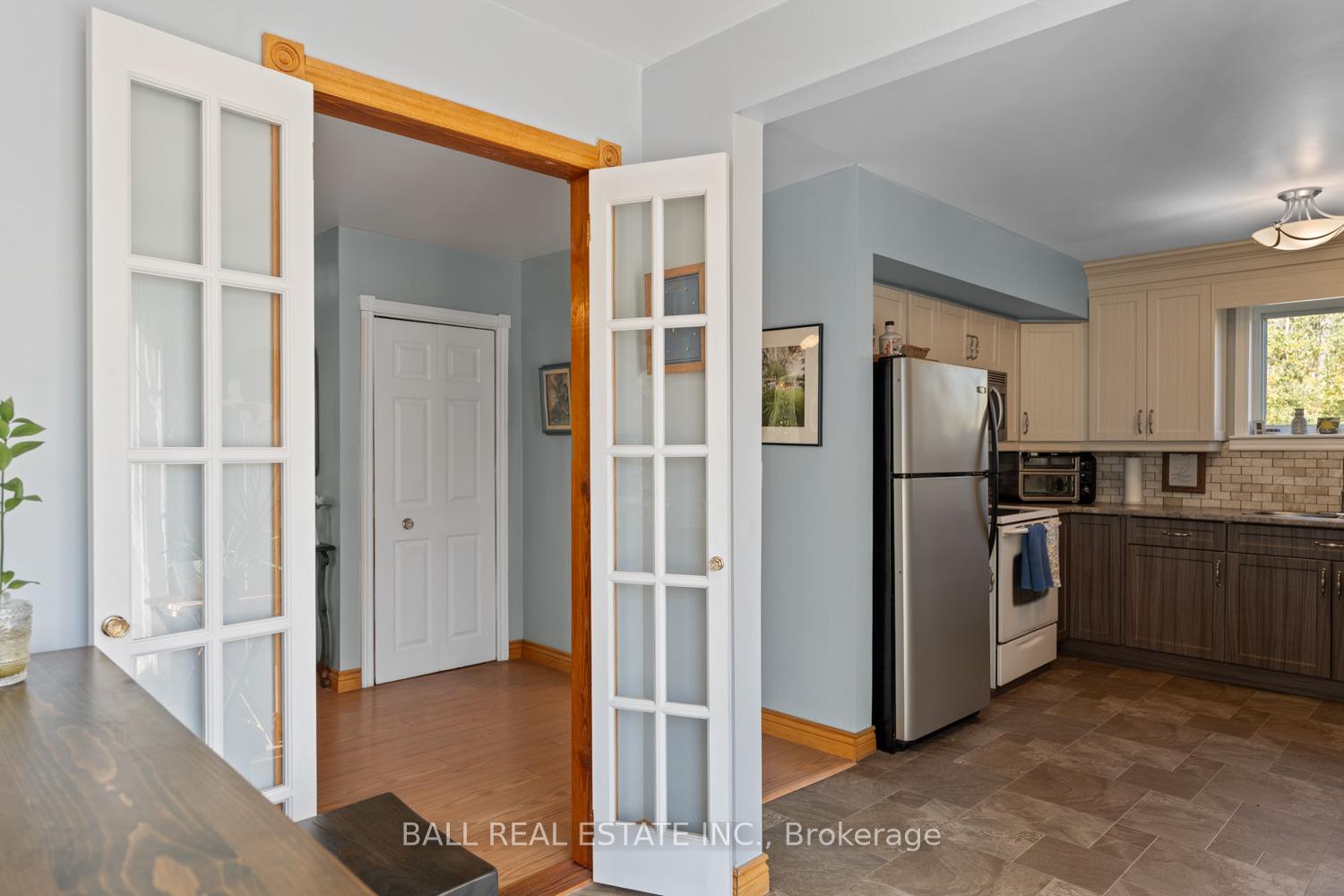 Photo 11 of 78 Thomas Drive, Kawartha Lakes, Verulam — HOMEH