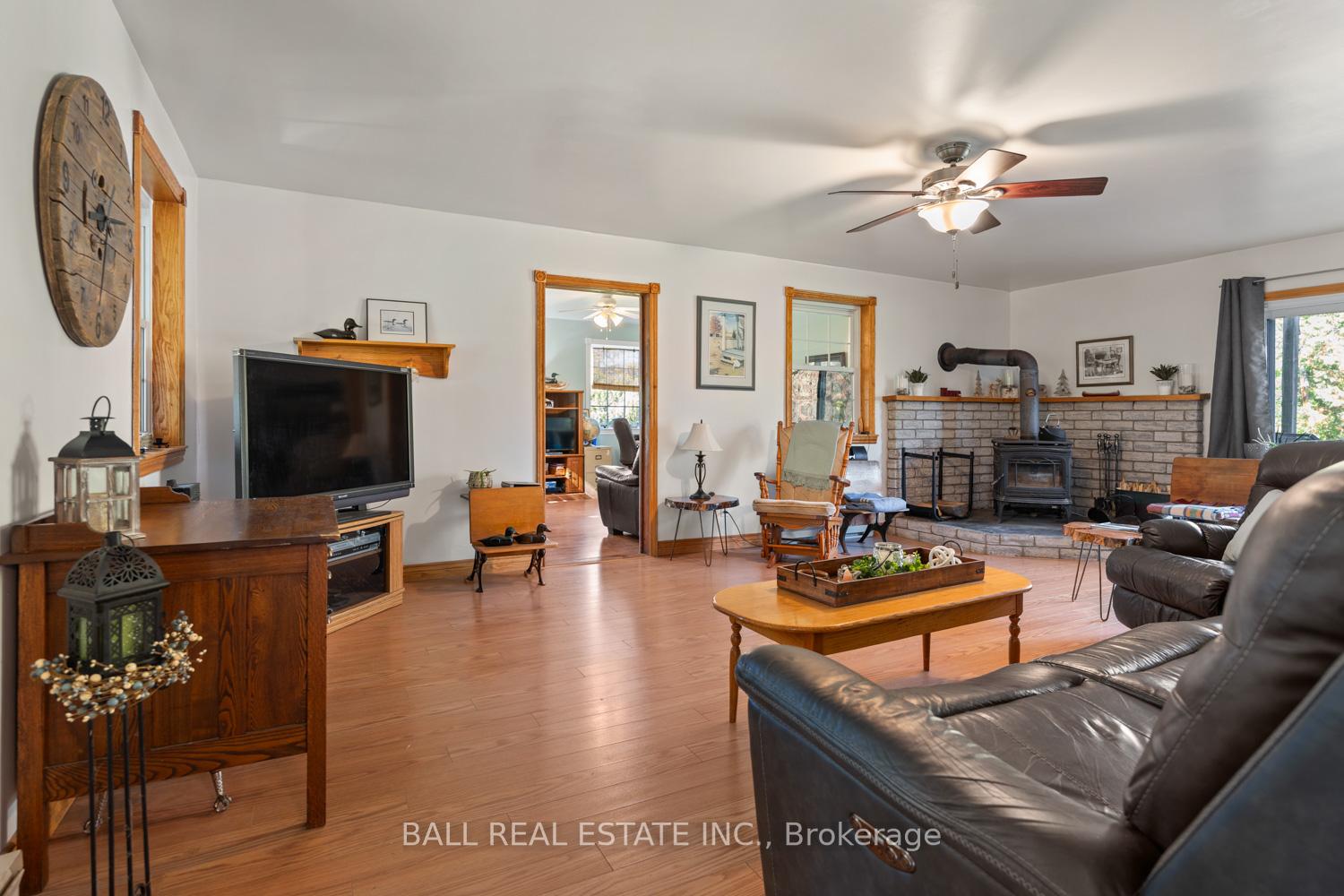 Photo 18 of 78 Thomas Drive, Kawartha Lakes, Verulam — HOMEH