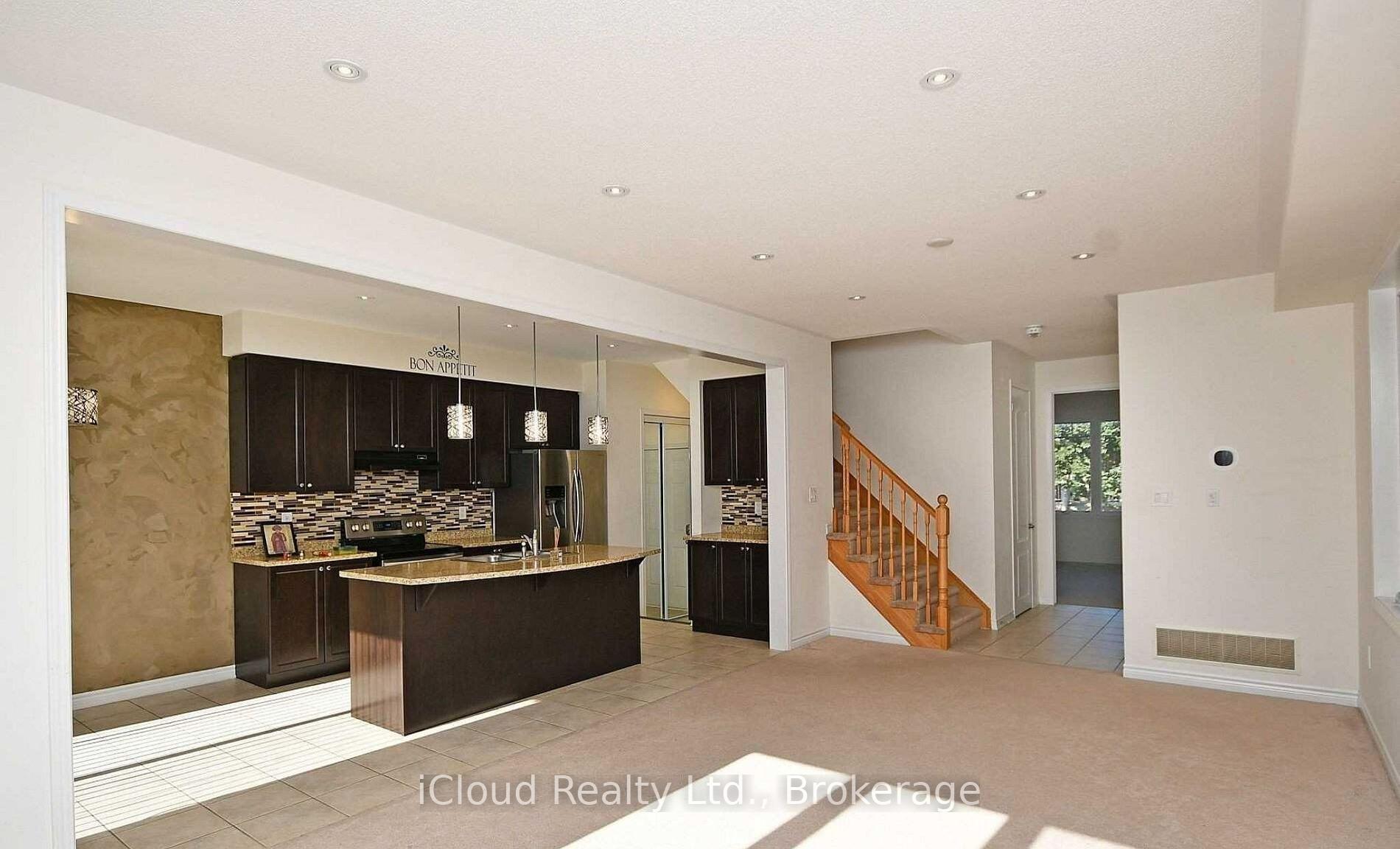 Photo 3 of Unit Upper, 16 Stedford Crescent, Brampton, Northwest Brampton — HOMEH