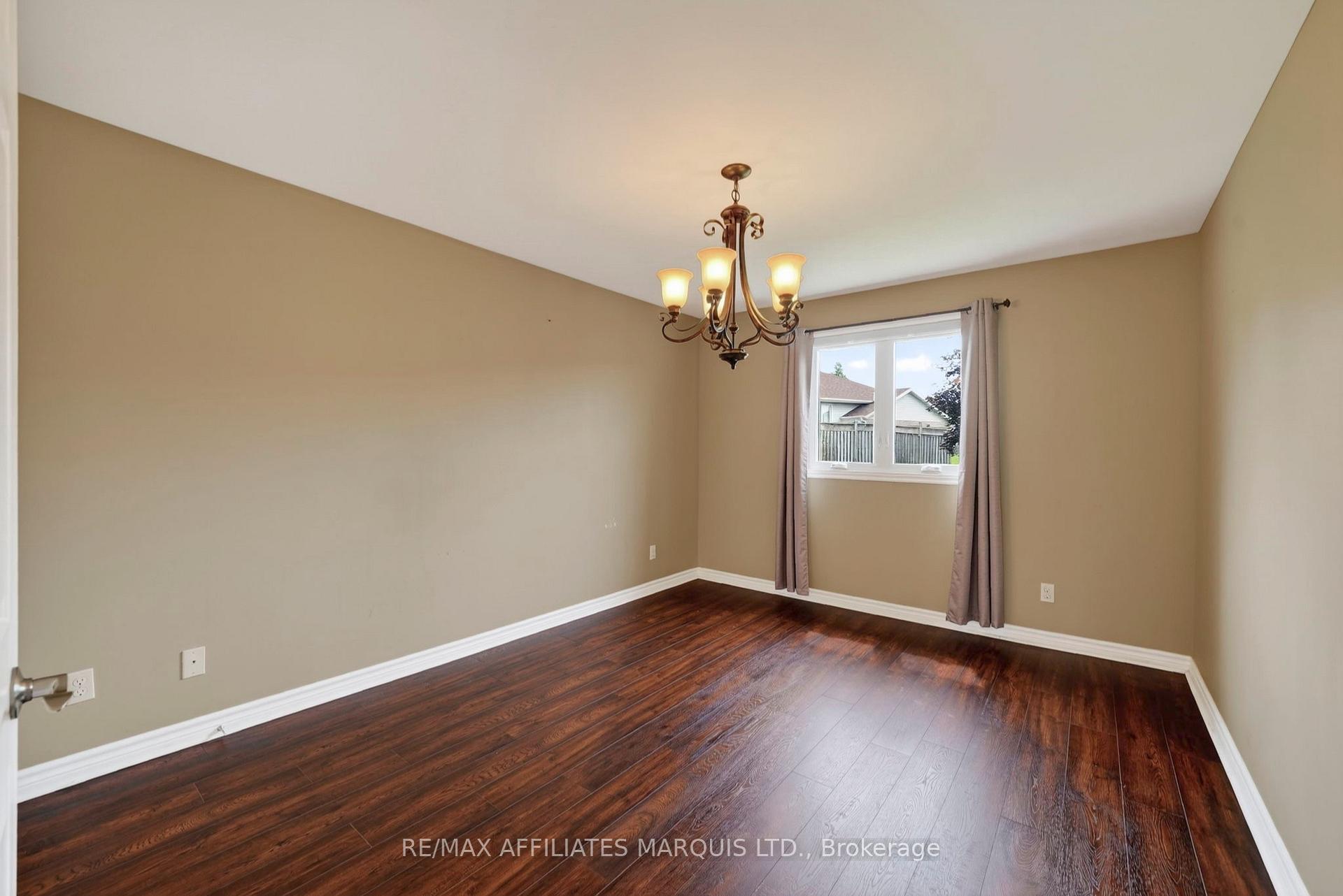 Photo 11 of 121 Gail Elizabeth Court, Cornwall, Cornwall — HOMEH