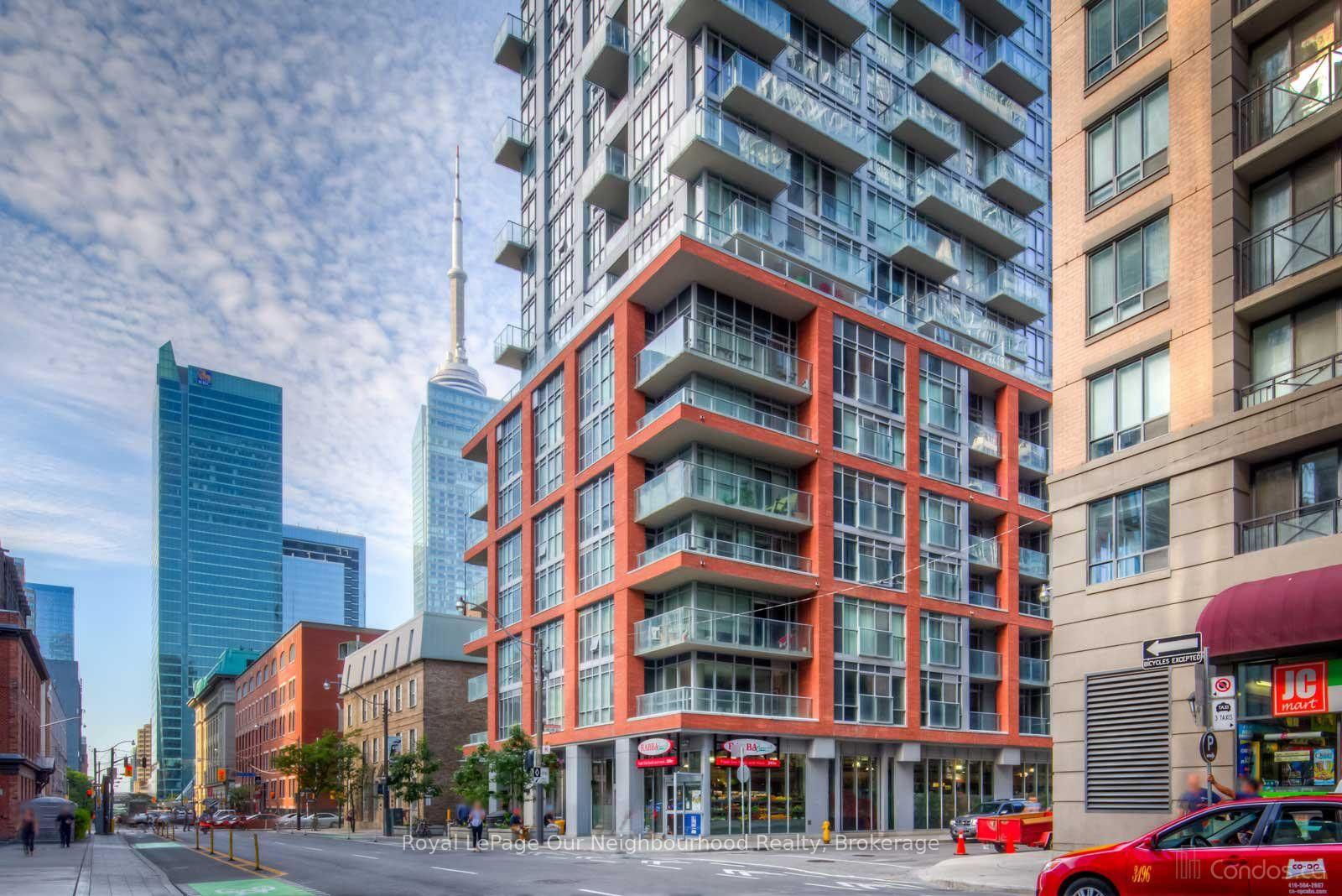 Photo 2 of Unit 2106, 126 Simcoe Street, Toronto, Waterfront Communities — HOMEH