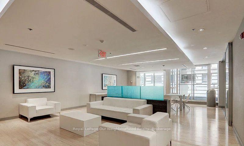 Photo 17 of Unit 2106, 126 Simcoe Street, Toronto, Waterfront Communities — HOMEH