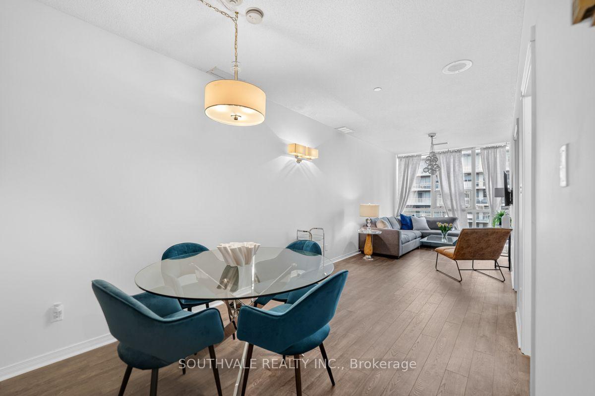 Photo 13 of Unit 1107, 393 King St. W, Toronto, Waterfront Communities — HOMEH
