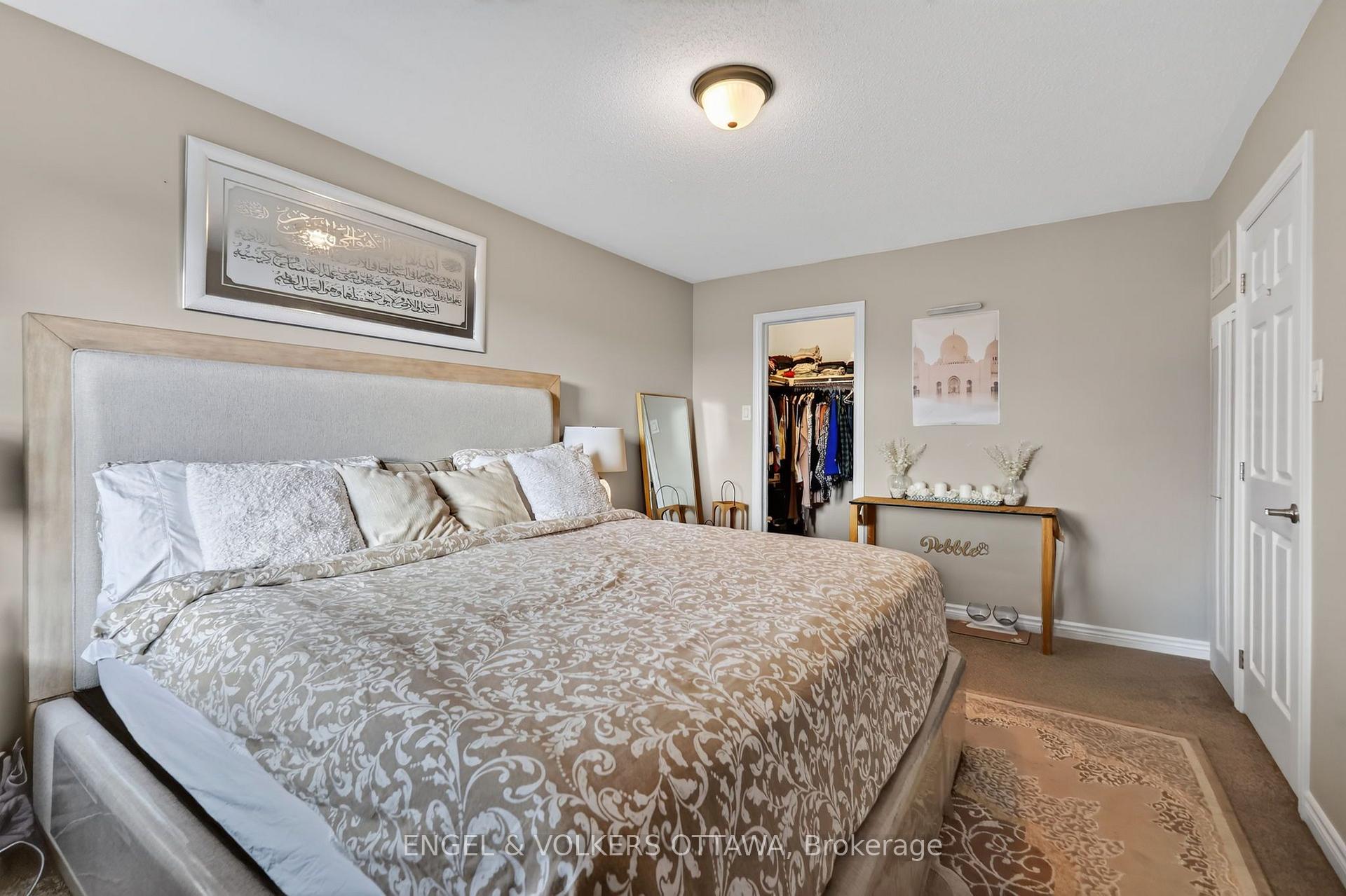 Photo 16 of 380 Sweet Grass Circle, Ottawa, Barrhaven - Half Moon Bay — HOMEH