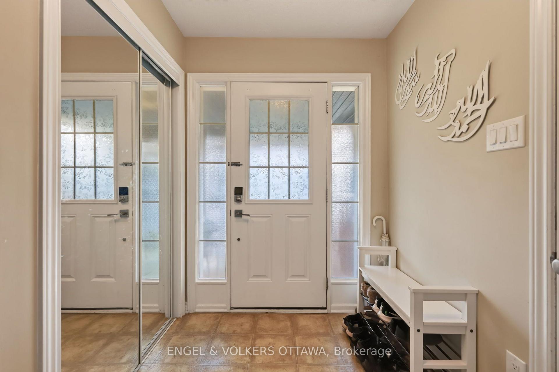 Photo 22 of 380 Sweet Grass Circle, Ottawa, Barrhaven - Half Moon Bay — HOMEH