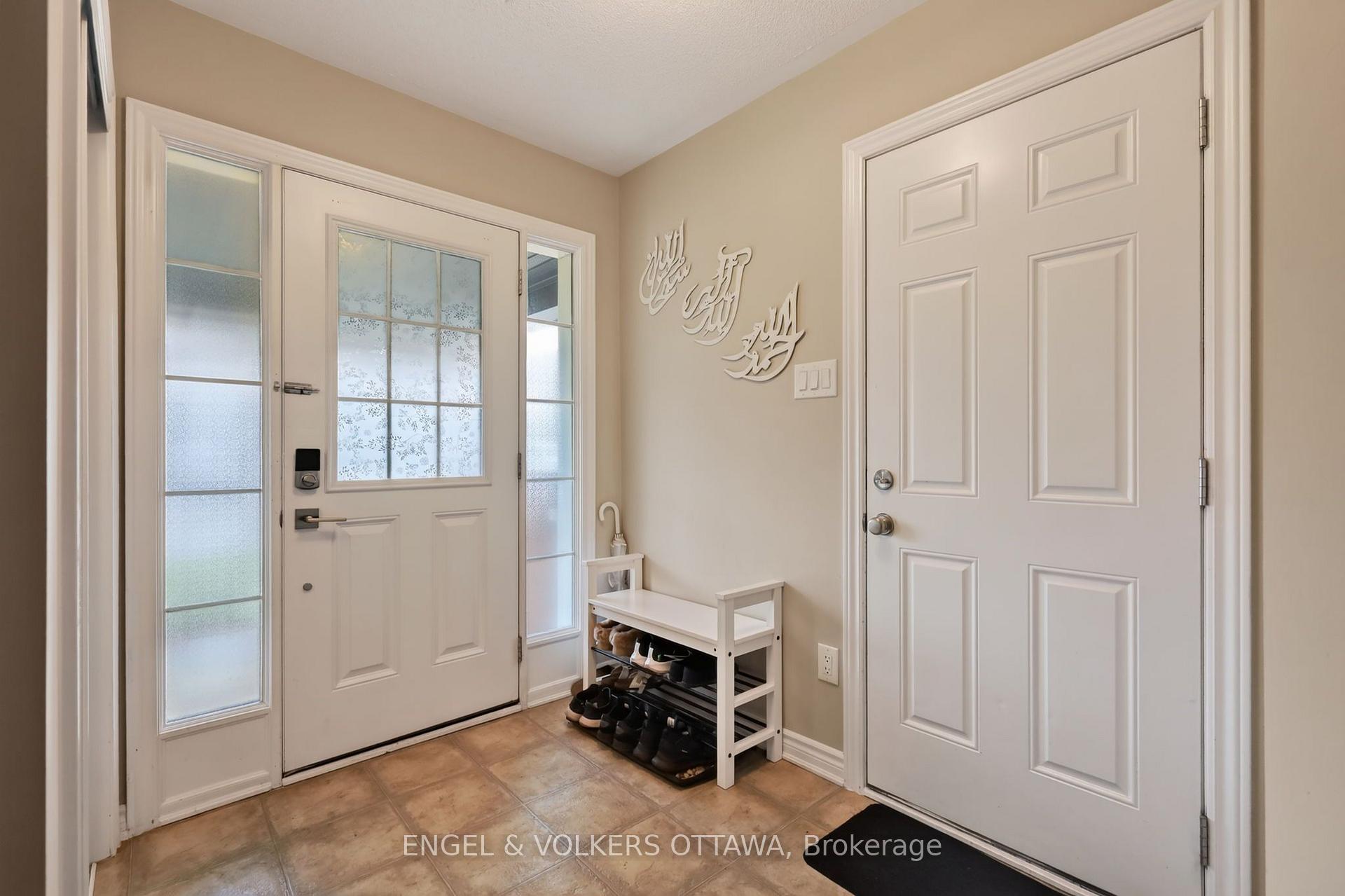 Photo 23 of 380 Sweet Grass Circle, Ottawa, Barrhaven - Half Moon Bay — HOMEH