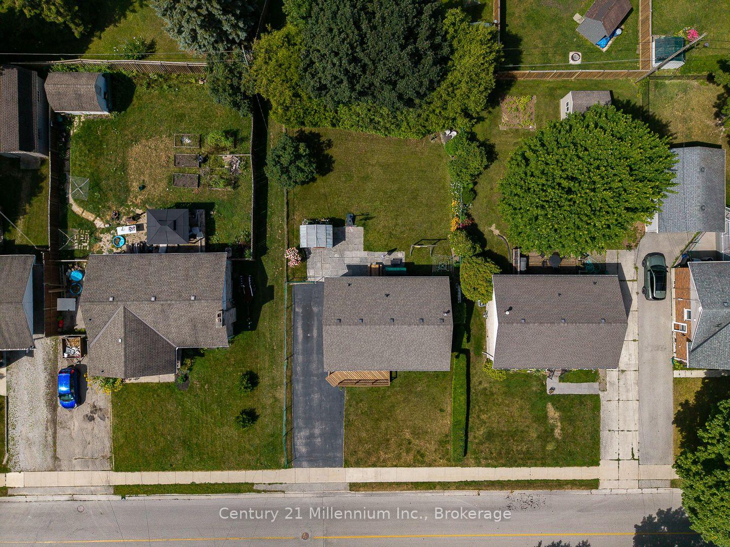 Photo 7 of 148 7th Avenue E, Owen Sound — HOMEH