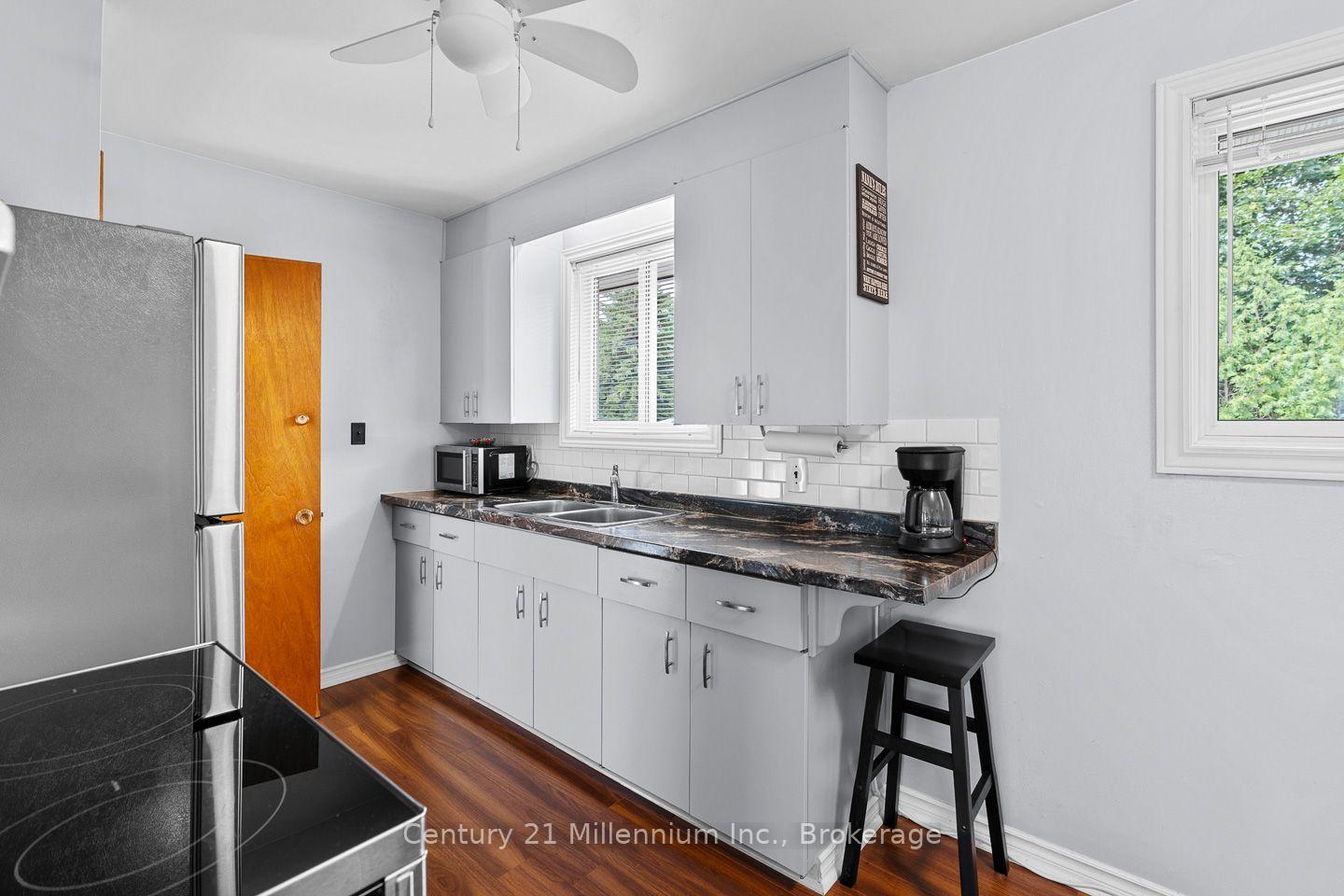 Photo 15 of 148 7th Avenue E, Owen Sound — HOMEH