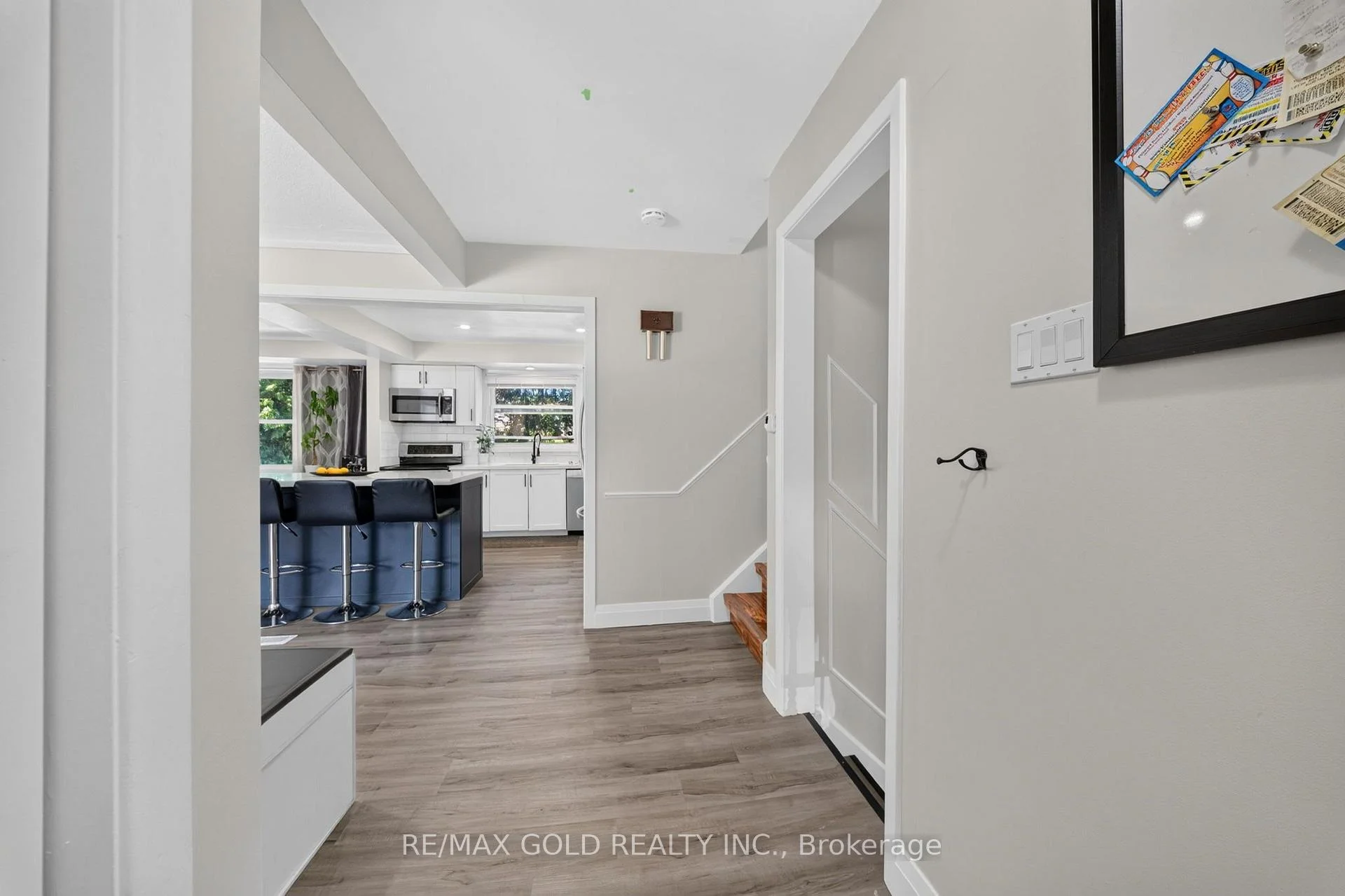 Photo 7 of 670 Grenfell Drive, London, North C — HOMEH