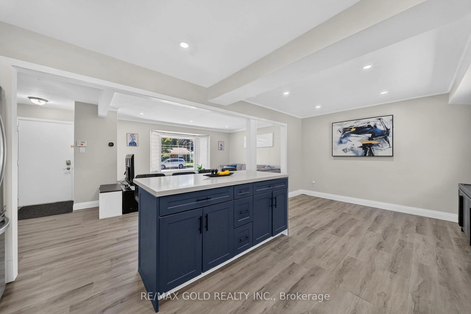 Photo 17 of 670 Grenfell Drive, London, North C — HOMEH