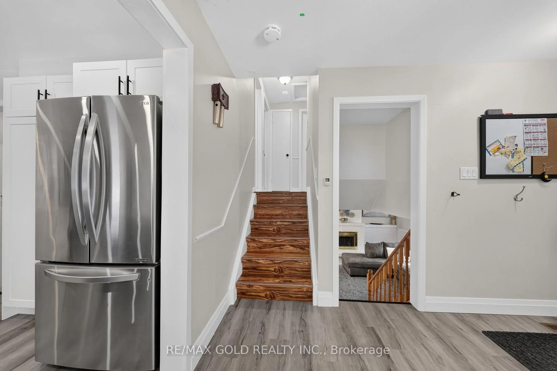 Photo 15 of 670 Grenfell Drive, London, North C — HOMEH