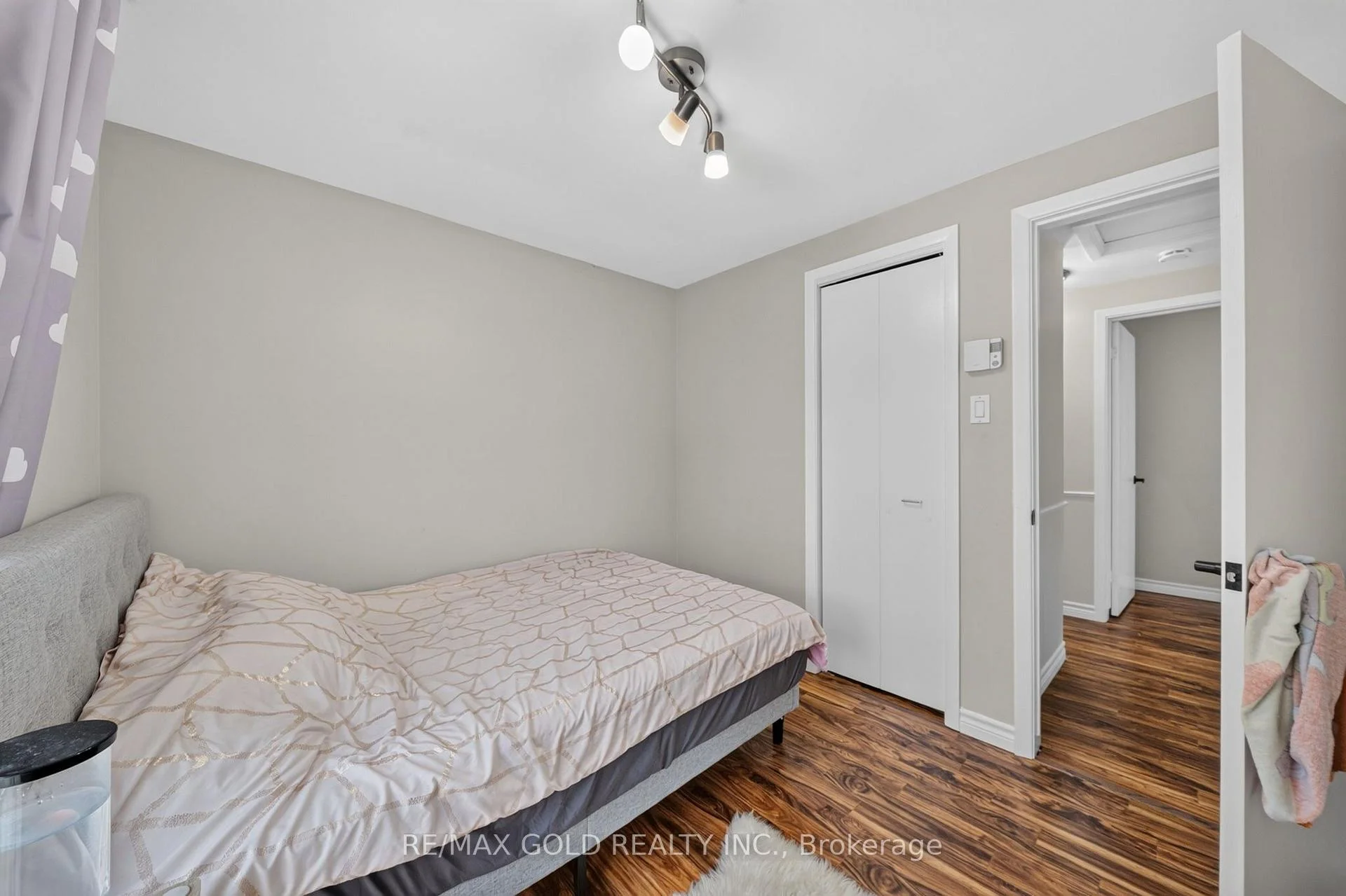 Photo 31 of 670 Grenfell Drive, London, North C — HOMEH