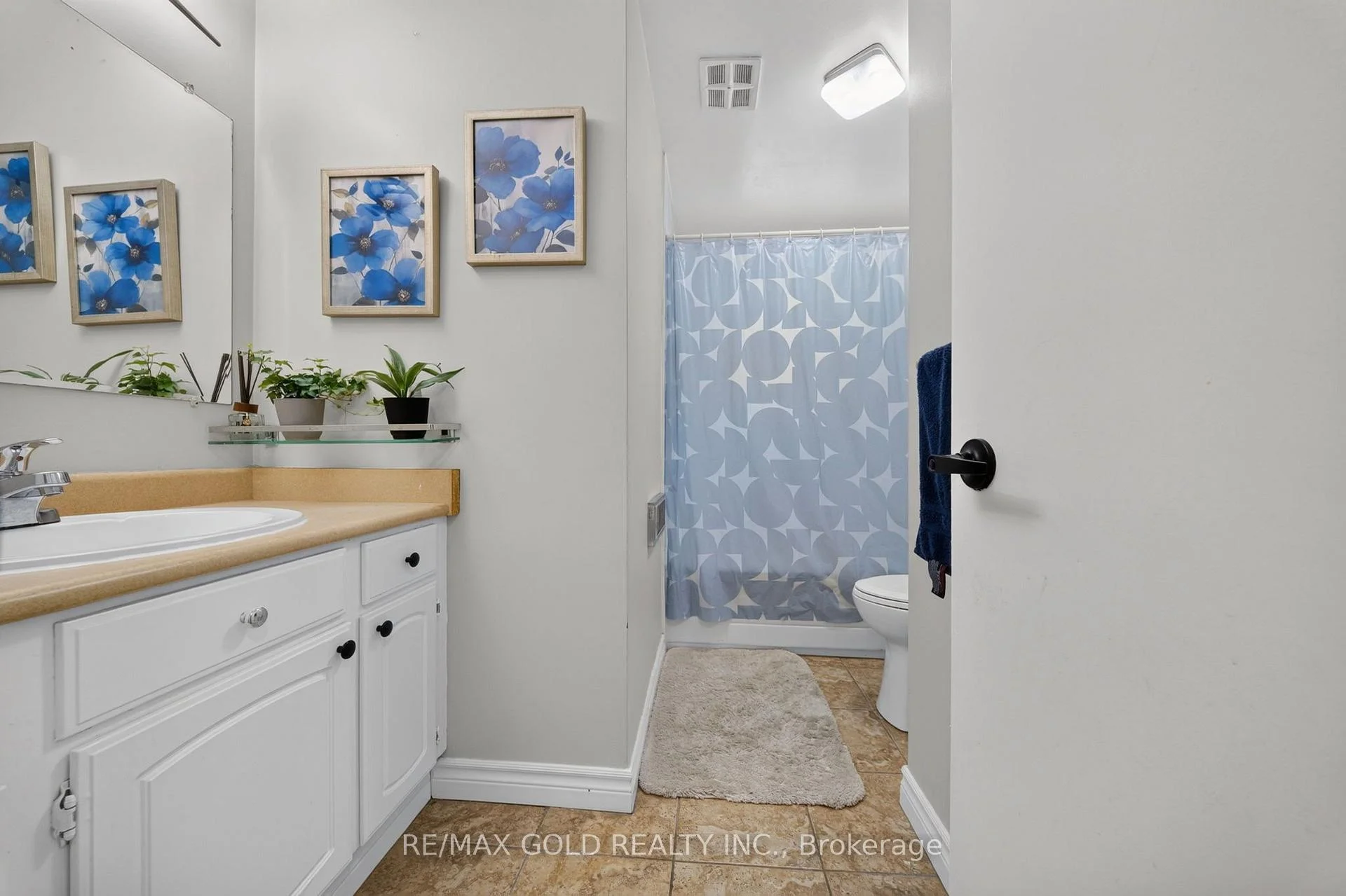 Photo 33 of 670 Grenfell Drive, London, North C — HOMEH
