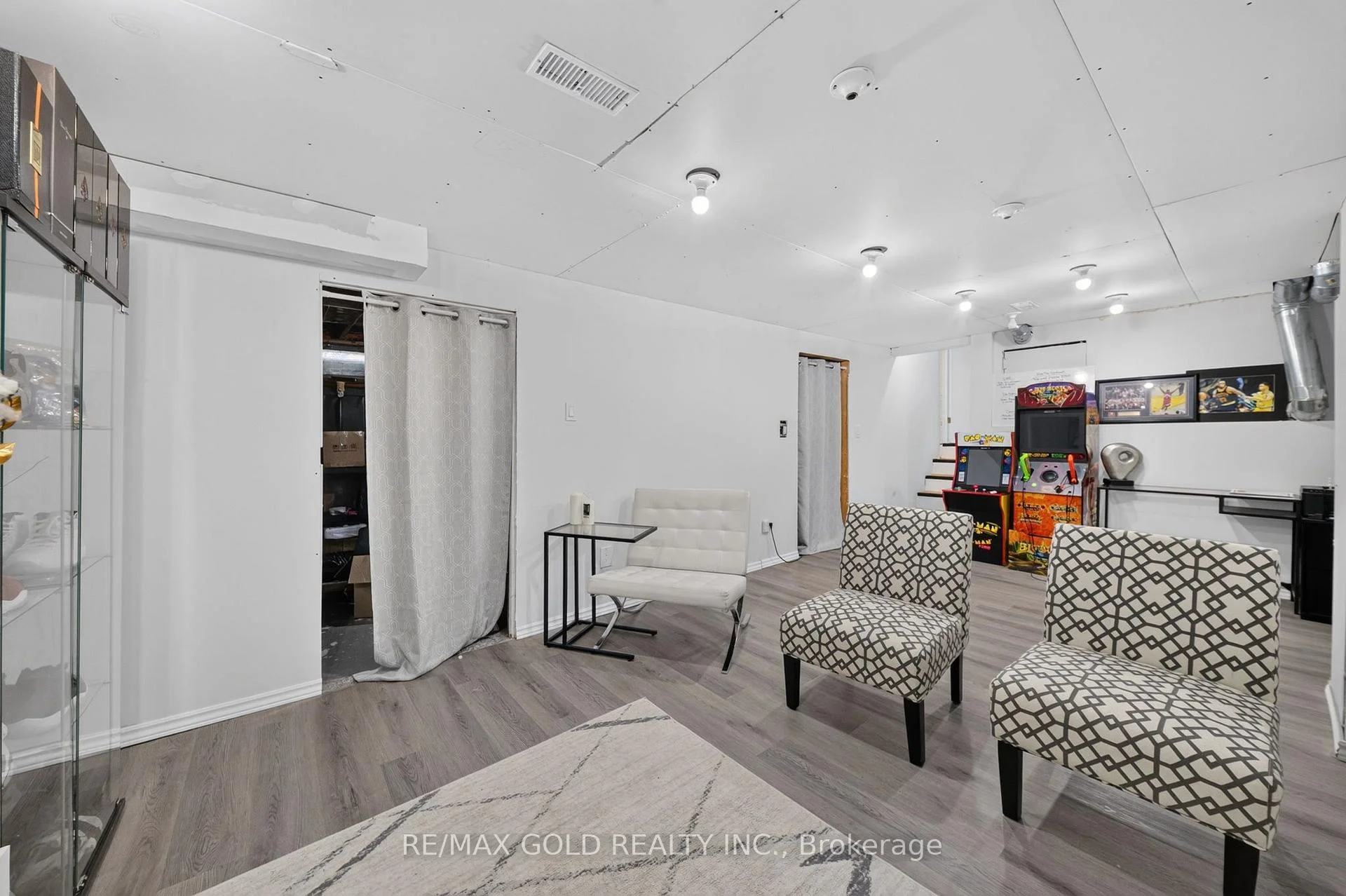 Photo 30 of 670 Grenfell Drive, London, North C — HOMEH
