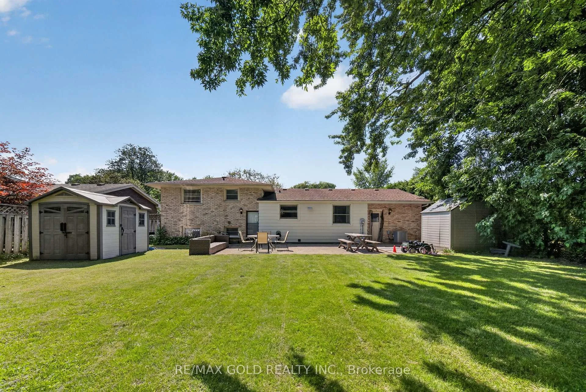 Photo 37 of 670 Grenfell Drive, London, North C — HOMEH