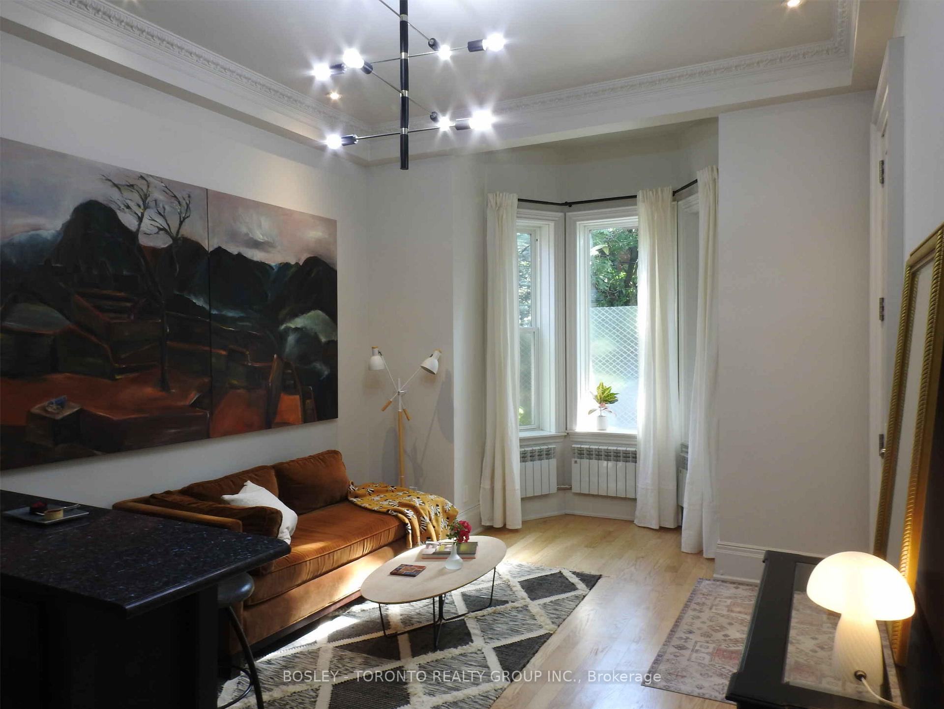 Photo 4 of Unit 1, 21 Lansdowne Avenue, Toronto, Roncesvalles — HOMEH