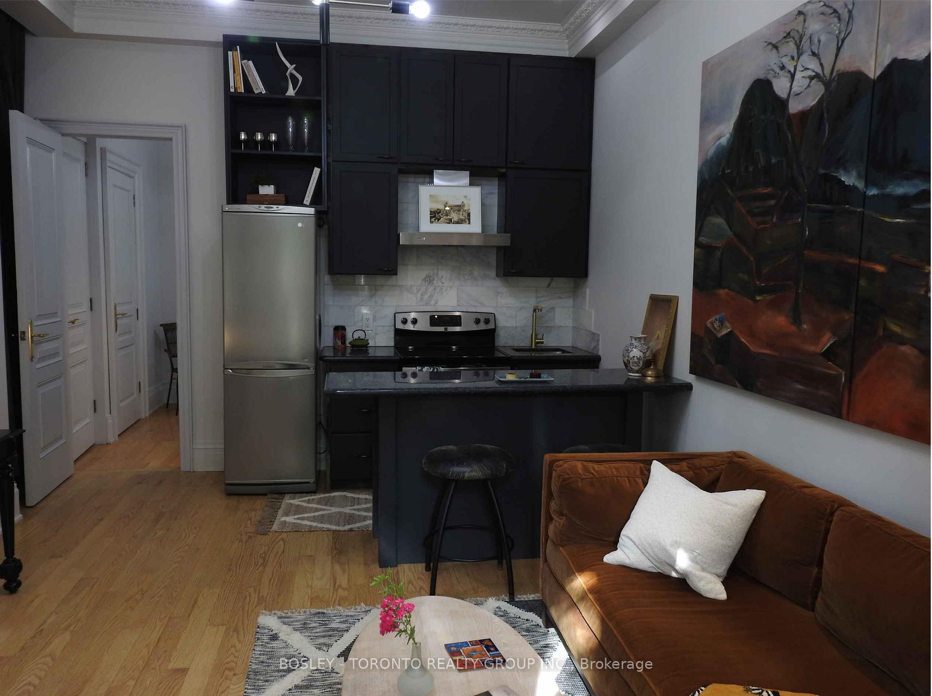 Photo 9 of Unit 1, 21 Lansdowne Avenue, Toronto, Roncesvalles — HOMEH