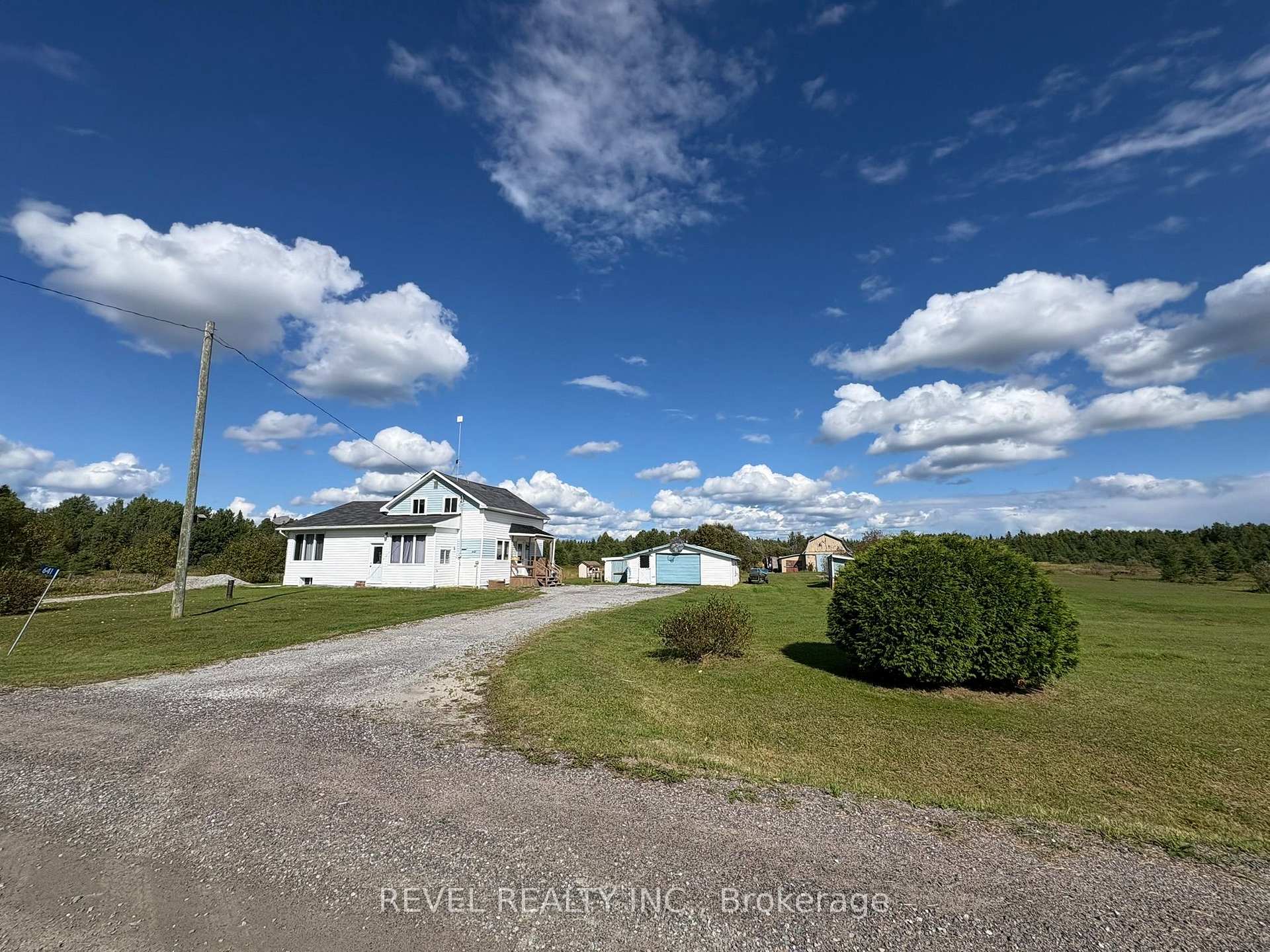 Photo 2 of Unit (Fauquier), 641 Thomas Road, Kapuskasing — HOMEH
