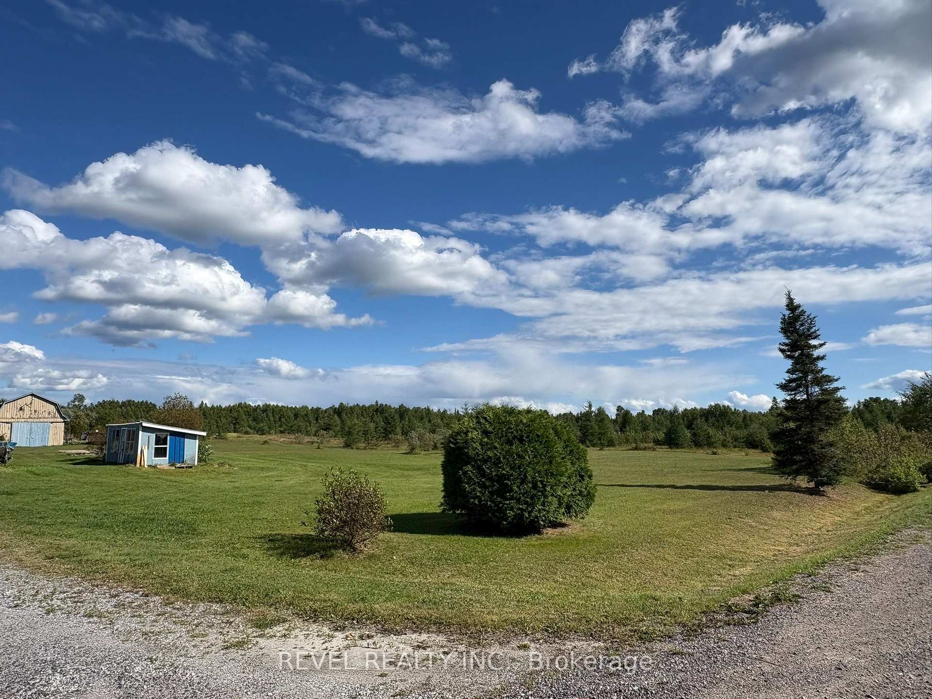 Photo 4 of Unit (Fauquier), 641 Thomas Road, Kapuskasing — HOMEH