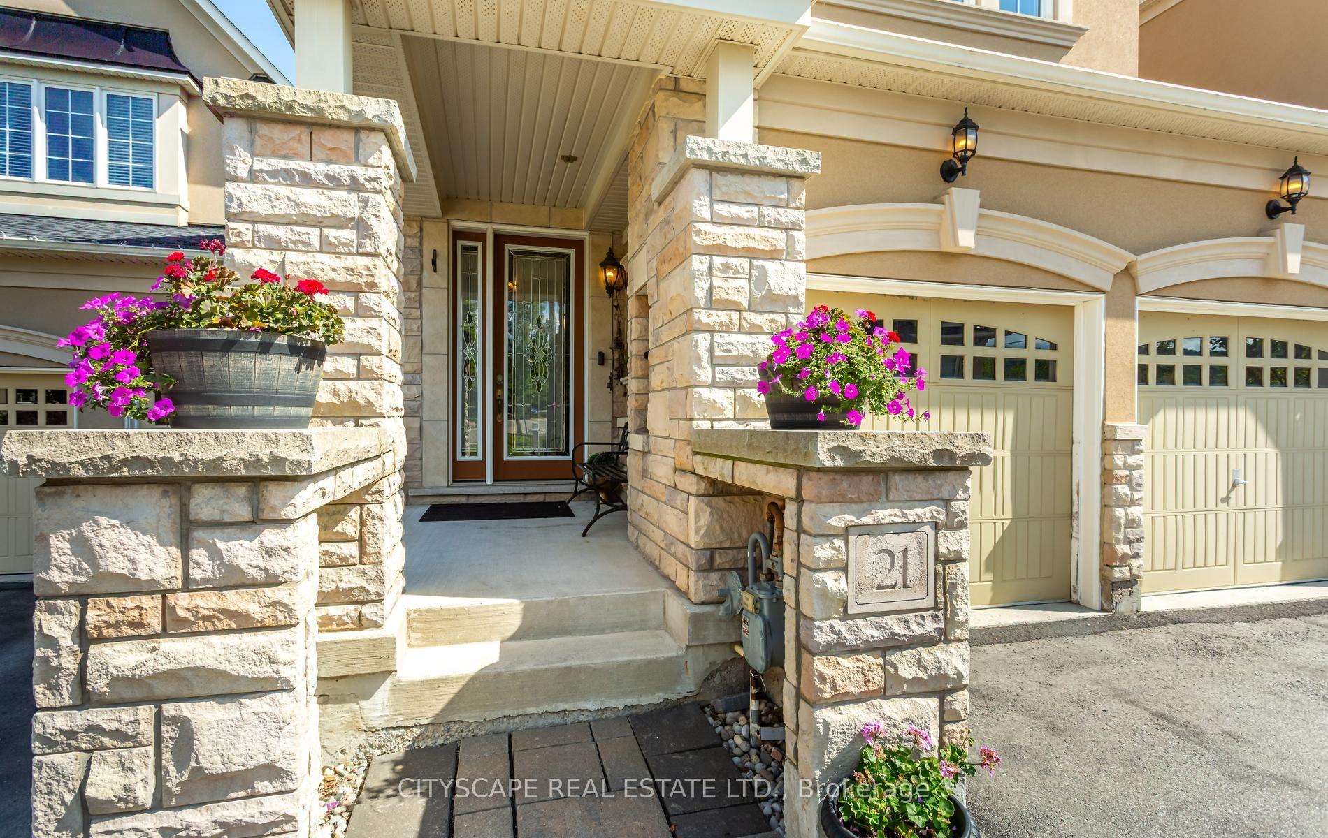 Photo 2 of Unit 21, 485 Pringle Avenue, Milton, Scott — HOMEH