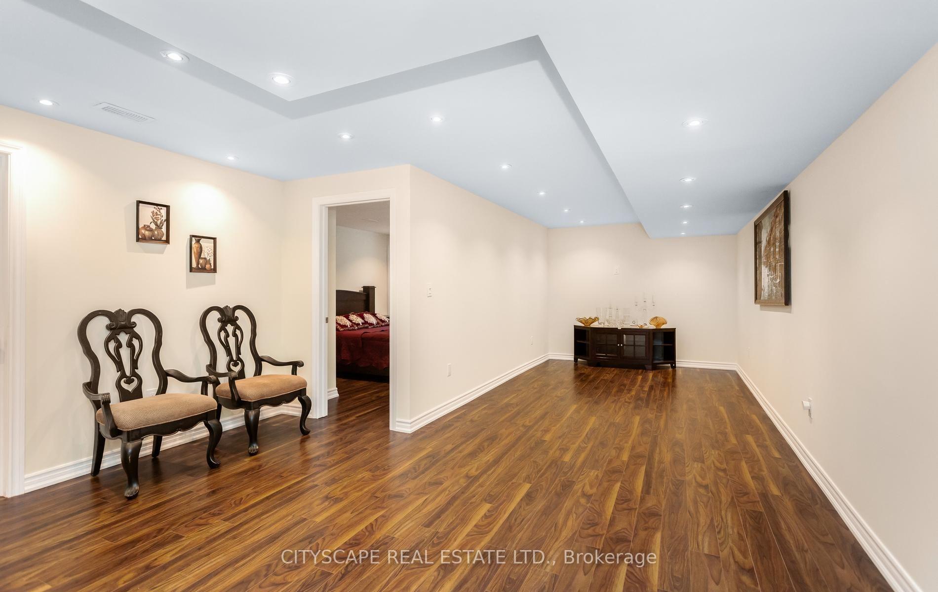 Photo 24 of Unit 21, 485 Pringle Avenue, Milton, Scott — HOMEH