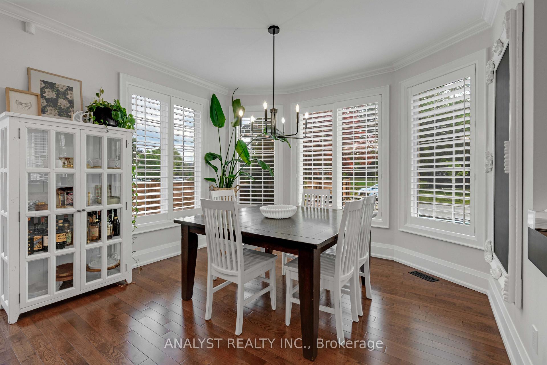 Photo 13 of 88 Brougham Drive, Vaughan, East Woodbridge — HOMEH
