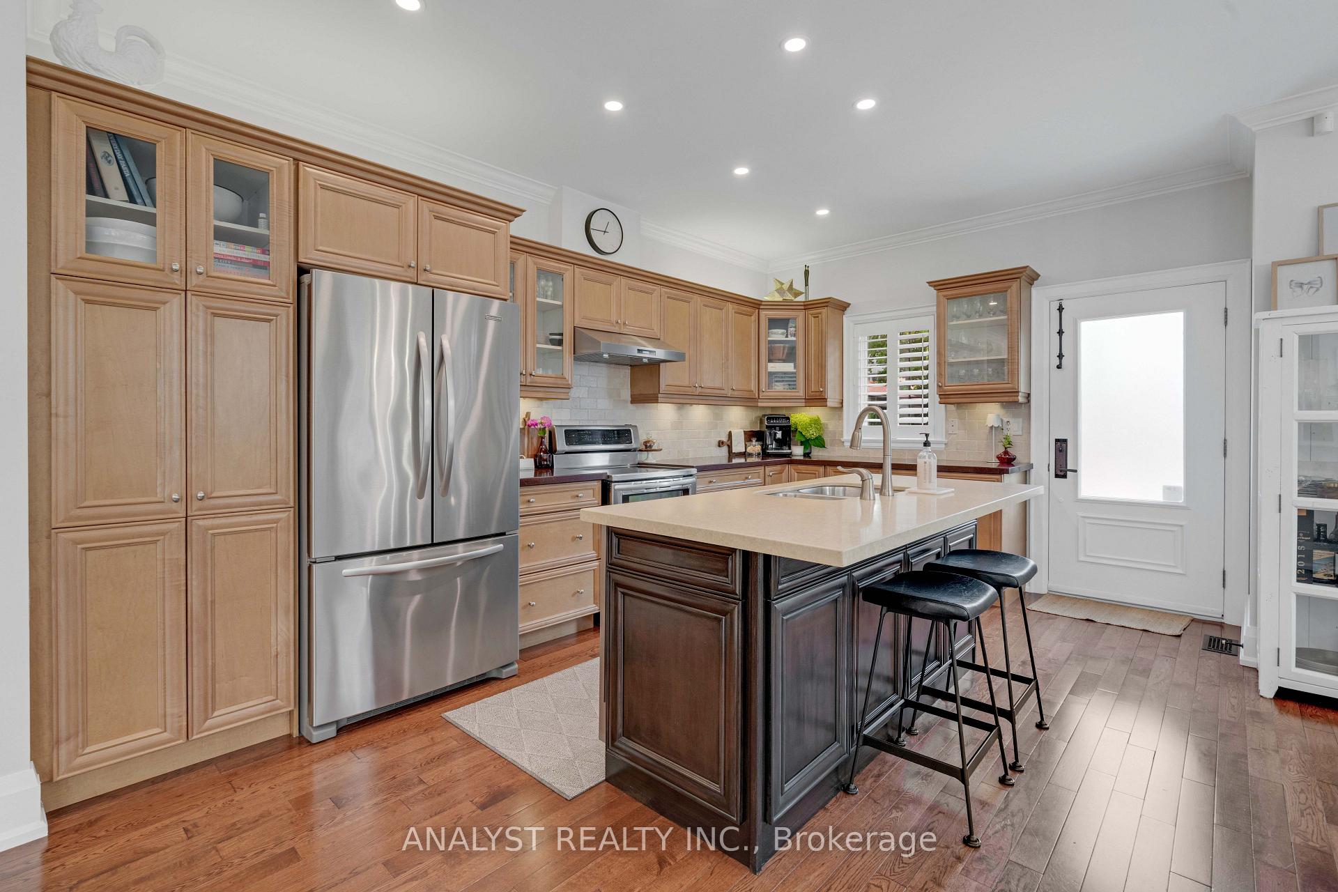 Photo 15 of 88 Brougham Drive, Vaughan, East Woodbridge — HOMEH