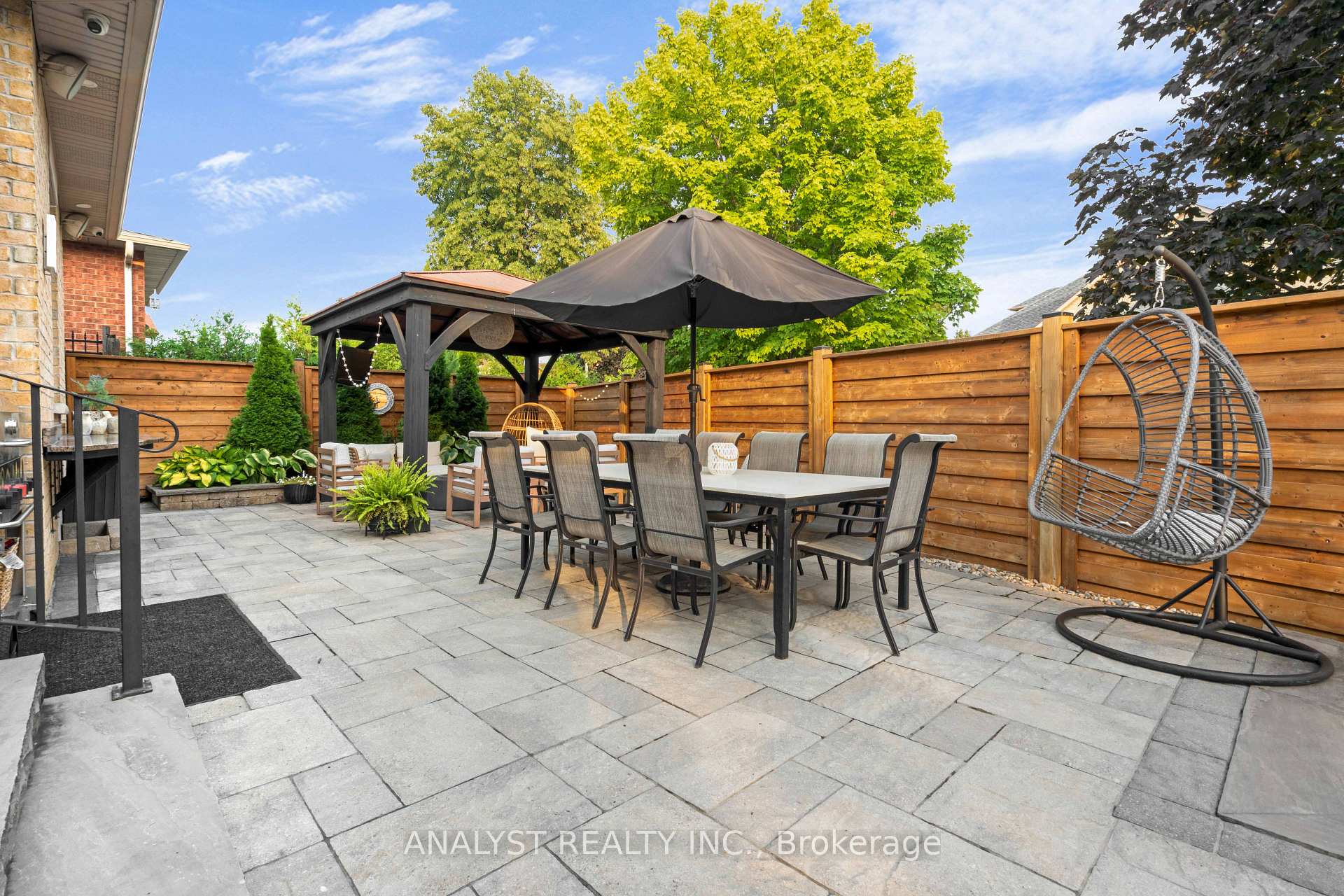 Photo 42 of 88 Brougham Drive, Vaughan, East Woodbridge — HOMEH