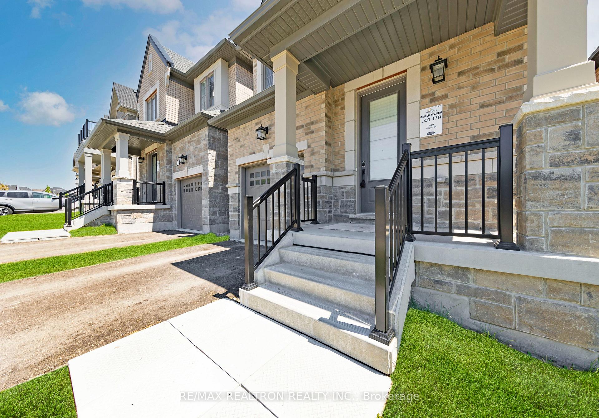 Photo 2 of 2109 Wilson Street, Innisfil, Alcona — HOMEH