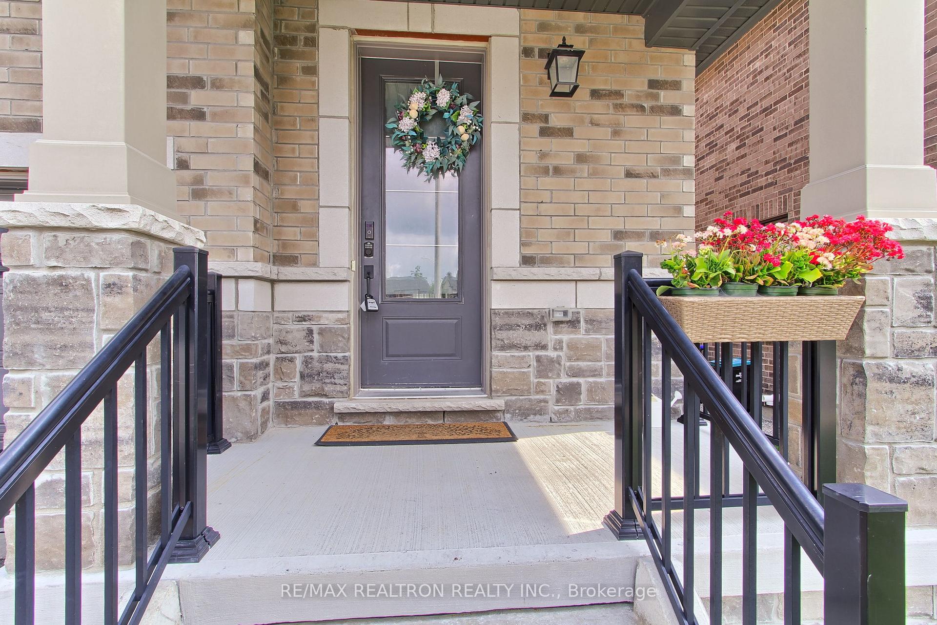 Photo 3 of 2109 Wilson Street, Innisfil, Alcona — HOMEH