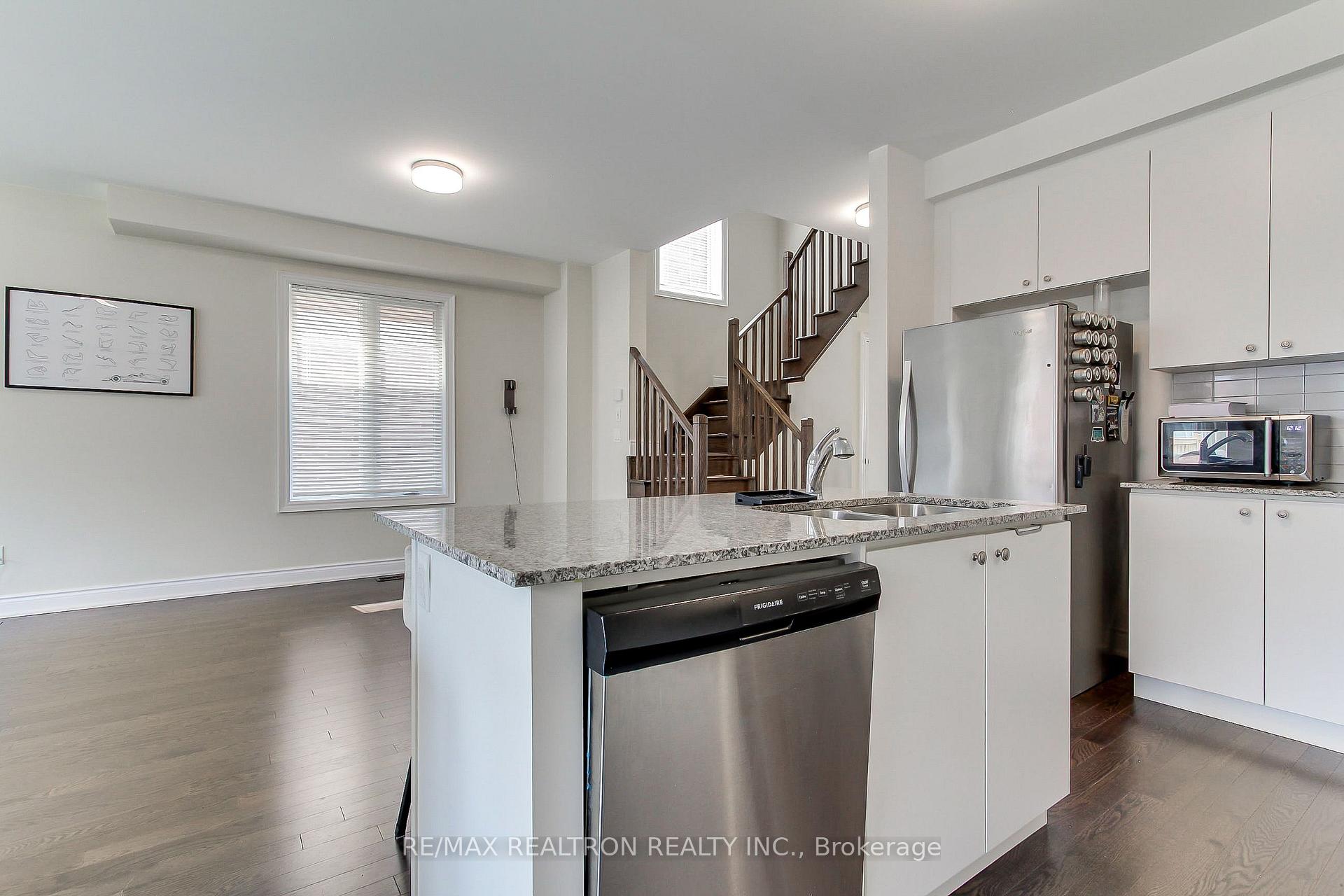 Photo 8 of 2109 Wilson Street, Innisfil, Alcona — HOMEH