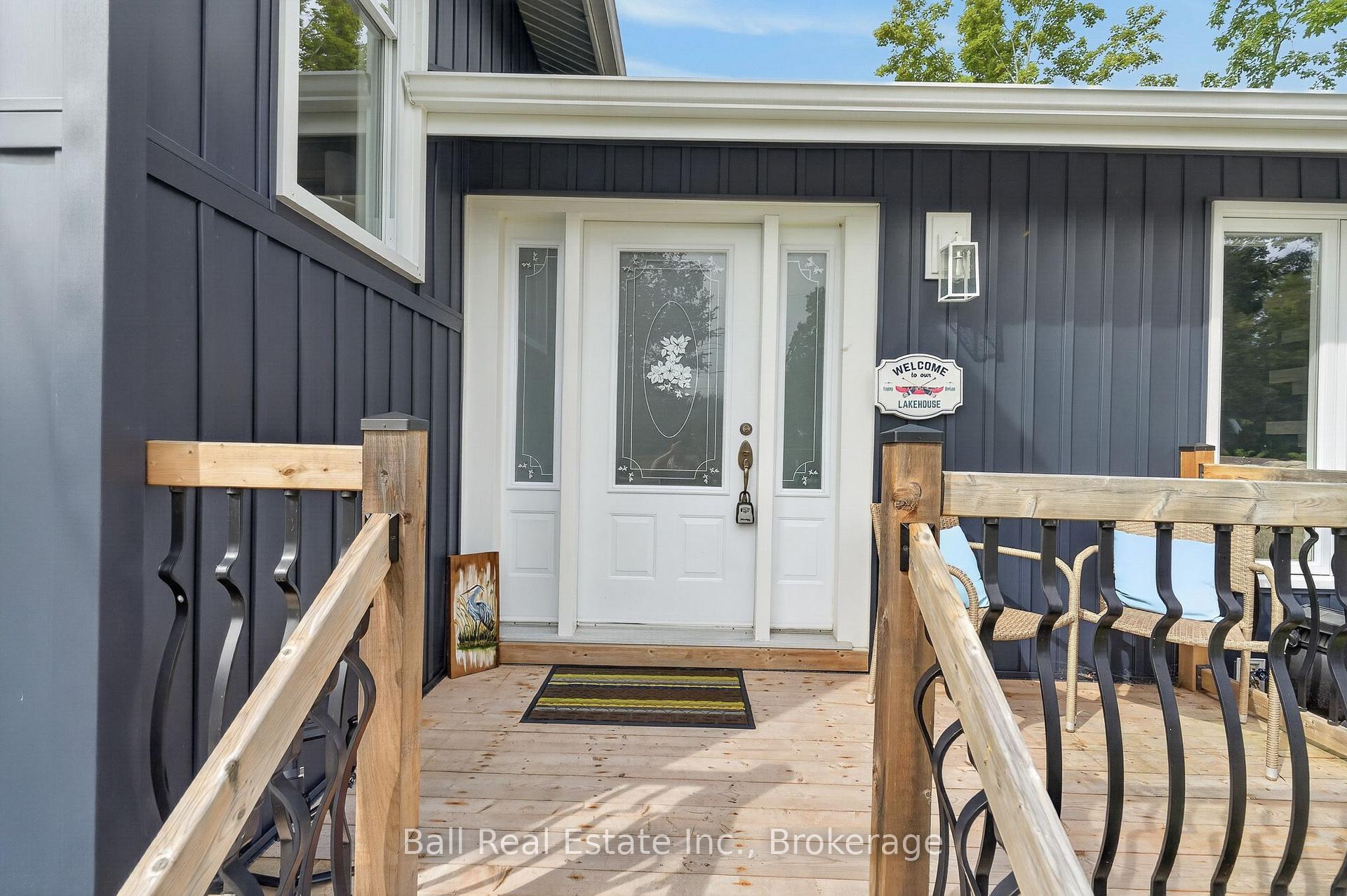 Photo 2 of 118 Echo Bay Road E, Kawartha Lakes, Bobcaygeon — HOMEH