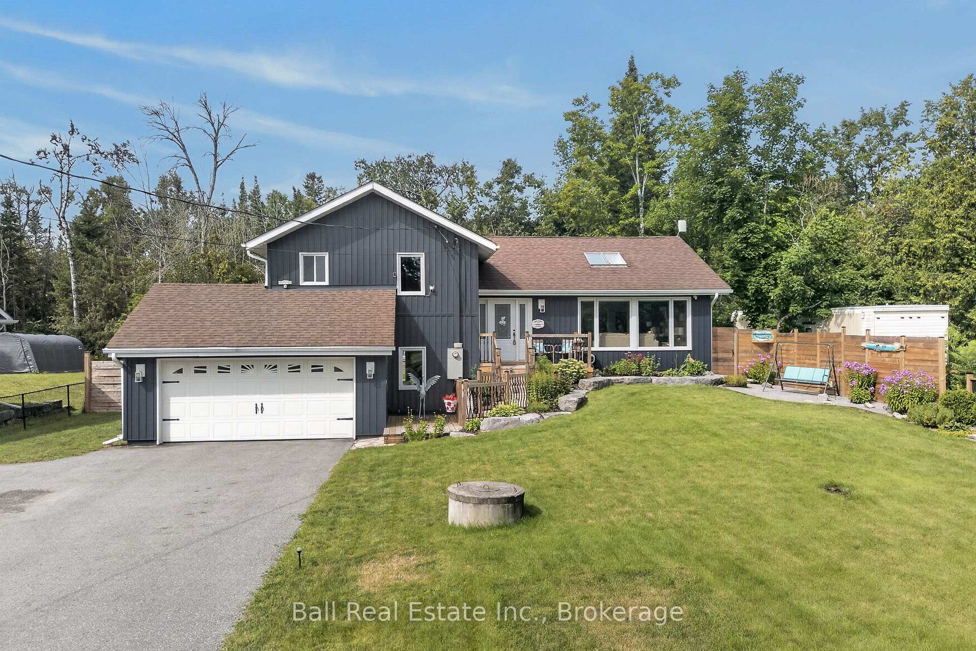 Photo 8 of 118 Echo Bay Road E, Kawartha Lakes, Bobcaygeon — HOMEH
