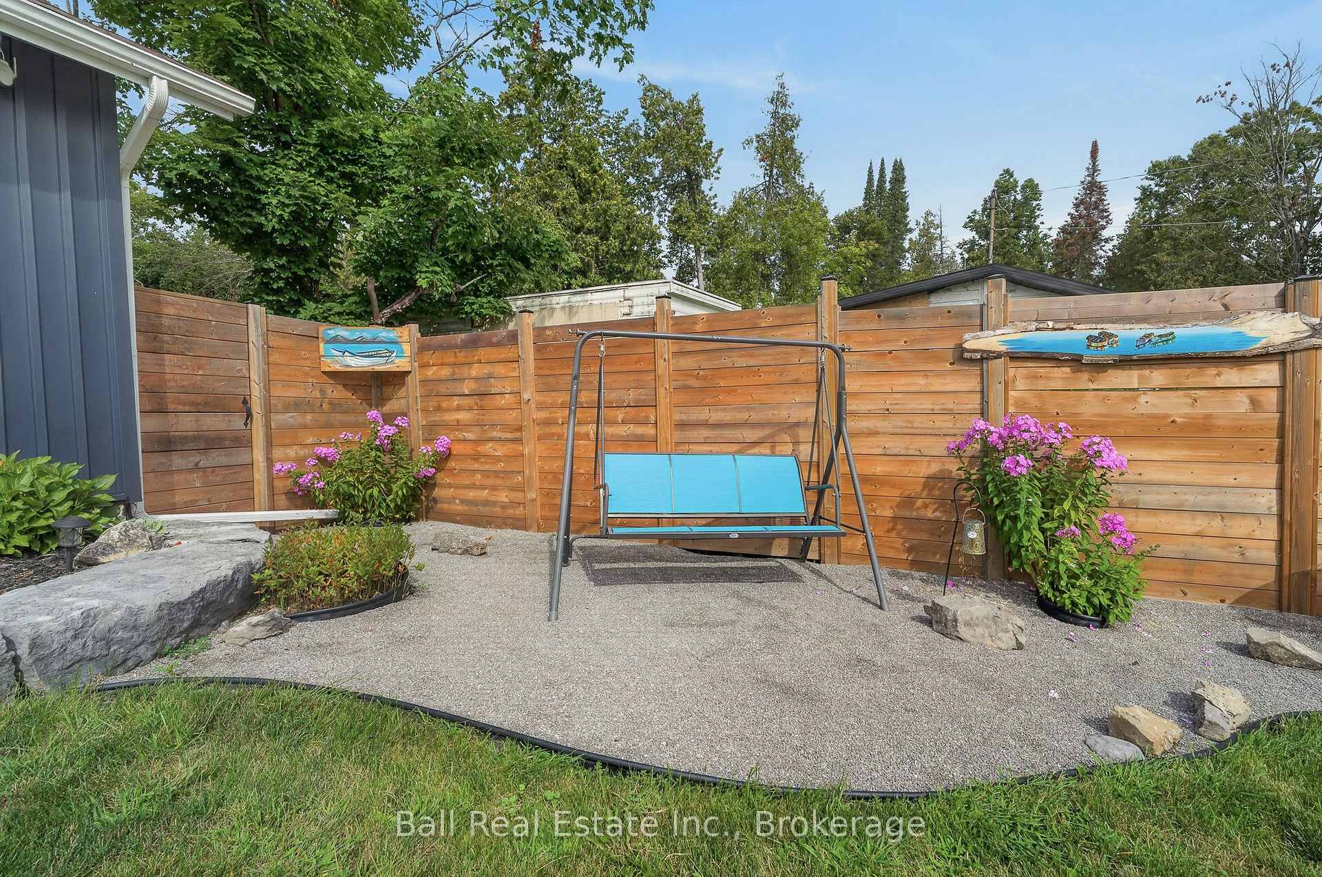 Photo 20 of 118 Echo Bay Road E, Kawartha Lakes, Bobcaygeon — HOMEH