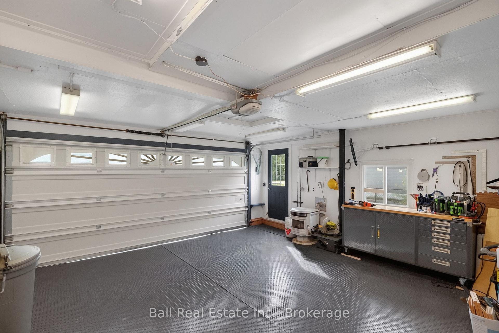 Photo 47 of 118 Echo Bay Road E, Kawartha Lakes, Bobcaygeon — HOMEH