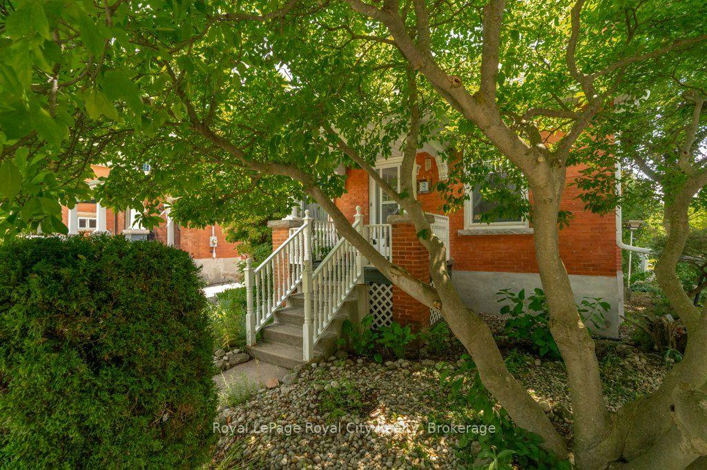 Photo 6 of 66 Raglan Street, Guelph, Junction/Onward Willow — HOMEH