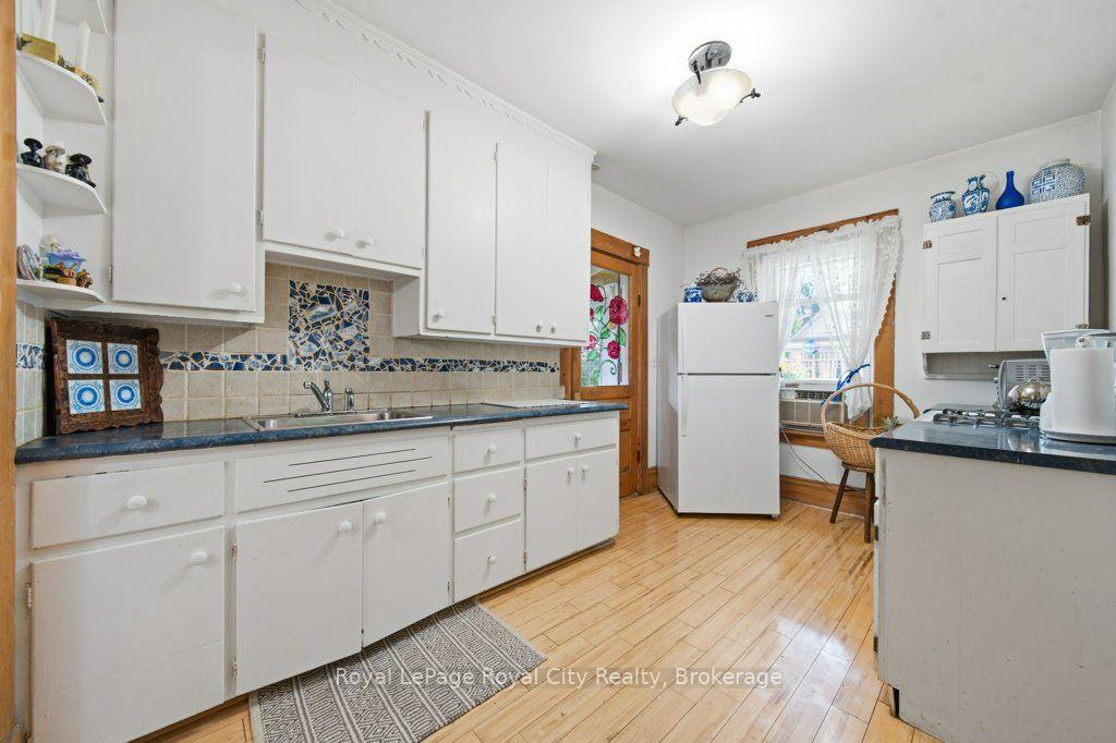 Photo 15 of 66 Raglan Street, Guelph, Junction/Onward Willow — HOMEH
