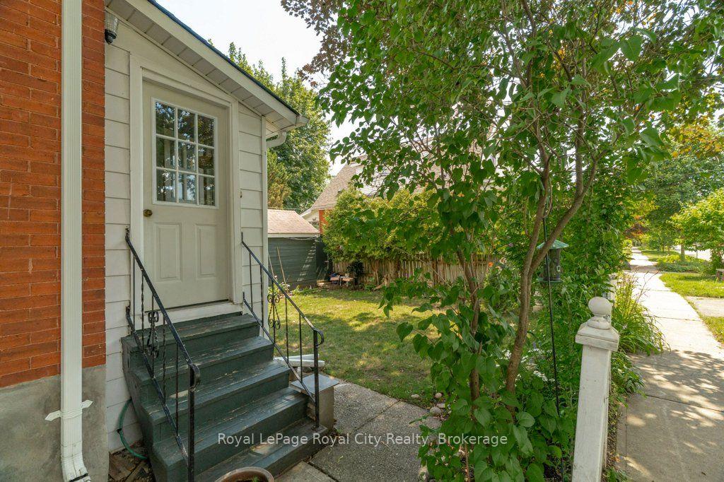 Photo 36 of 66 Raglan Street, Guelph, Junction/Onward Willow — HOMEH