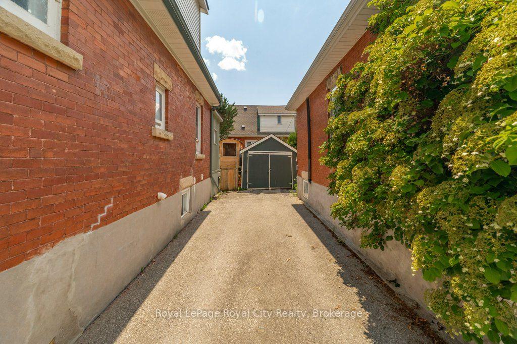 Photo 41 of 66 Raglan Street, Guelph, Junction/Onward Willow — HOMEH
