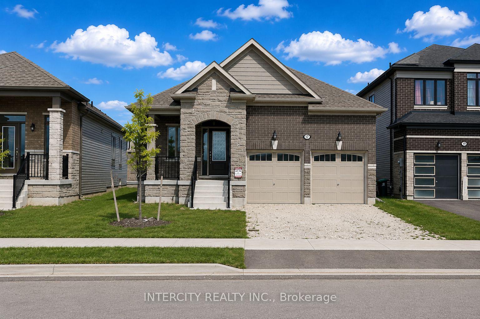 Photo of 17 Union Boulevard
