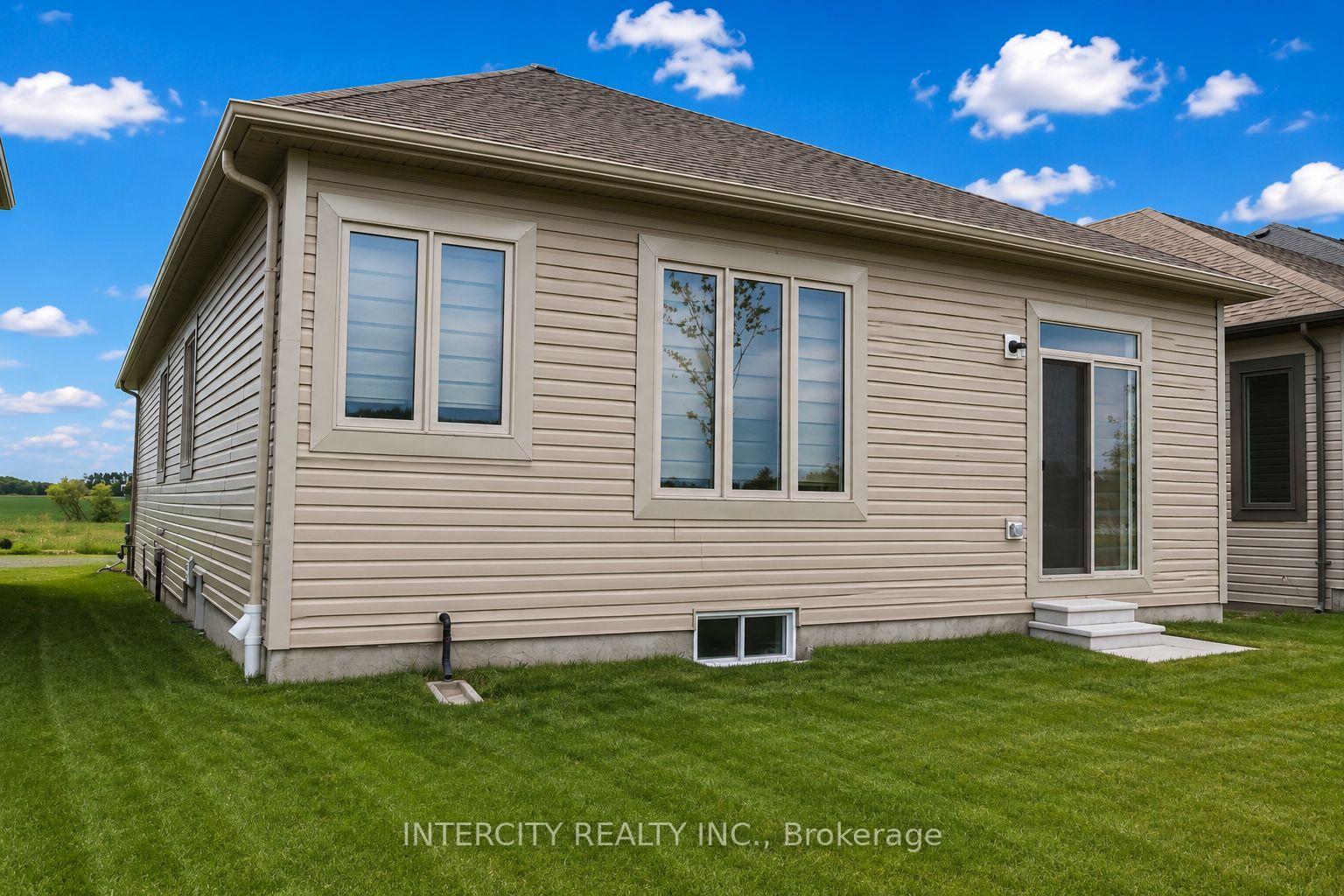 Photo 45 of 17 Union Boulevard, Wasaga Beach — HOMEH